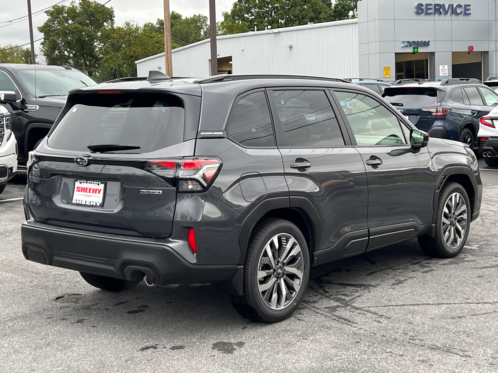 2025 Subaru Forester Touring 3