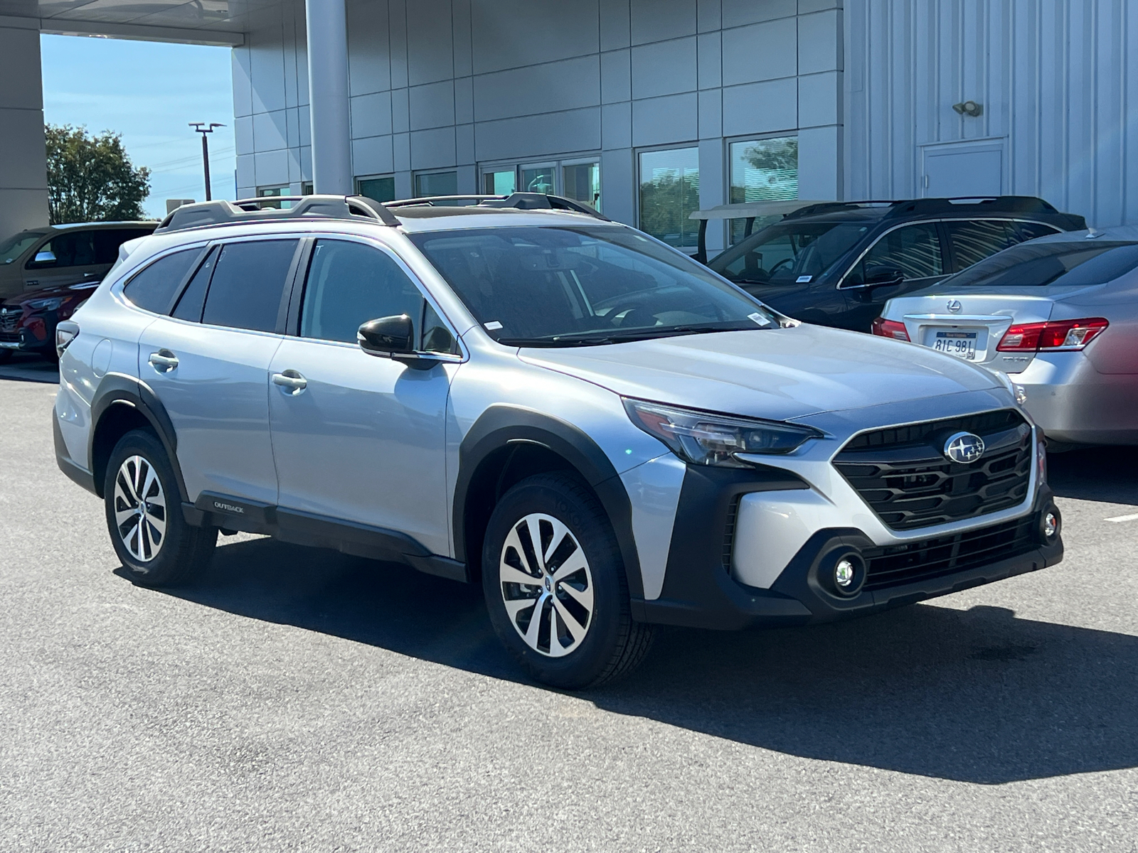 2025 Subaru Outback Premium 1