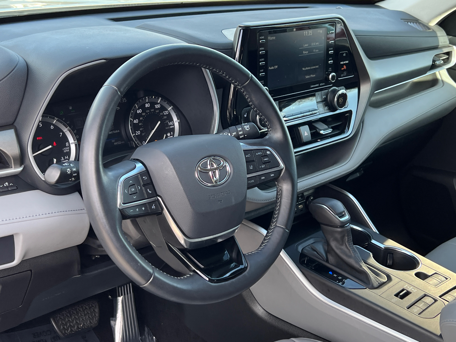 2021 Toyota Highlander XLE 22