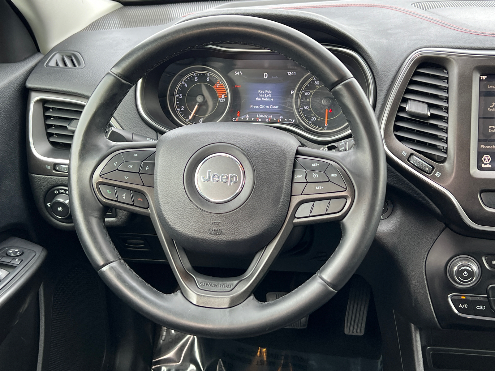 2019 Jeep Cherokee Trailhawk 17