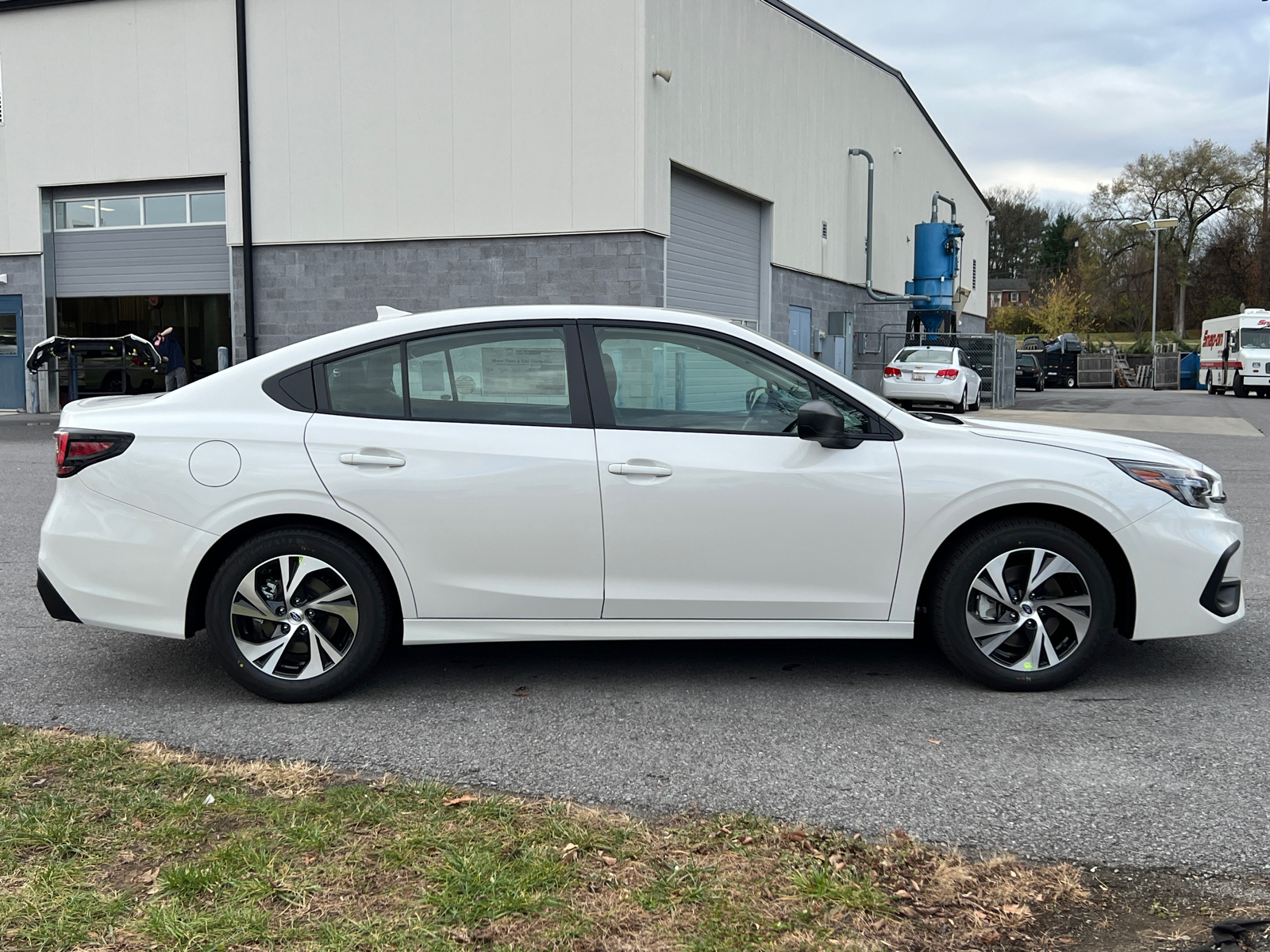 2025 Subaru Legacy Base 2