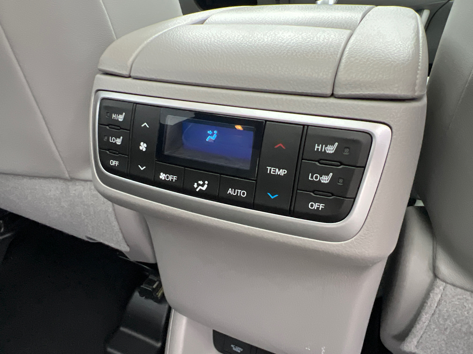 2019 Toyota Highlander Limited Platinum 15