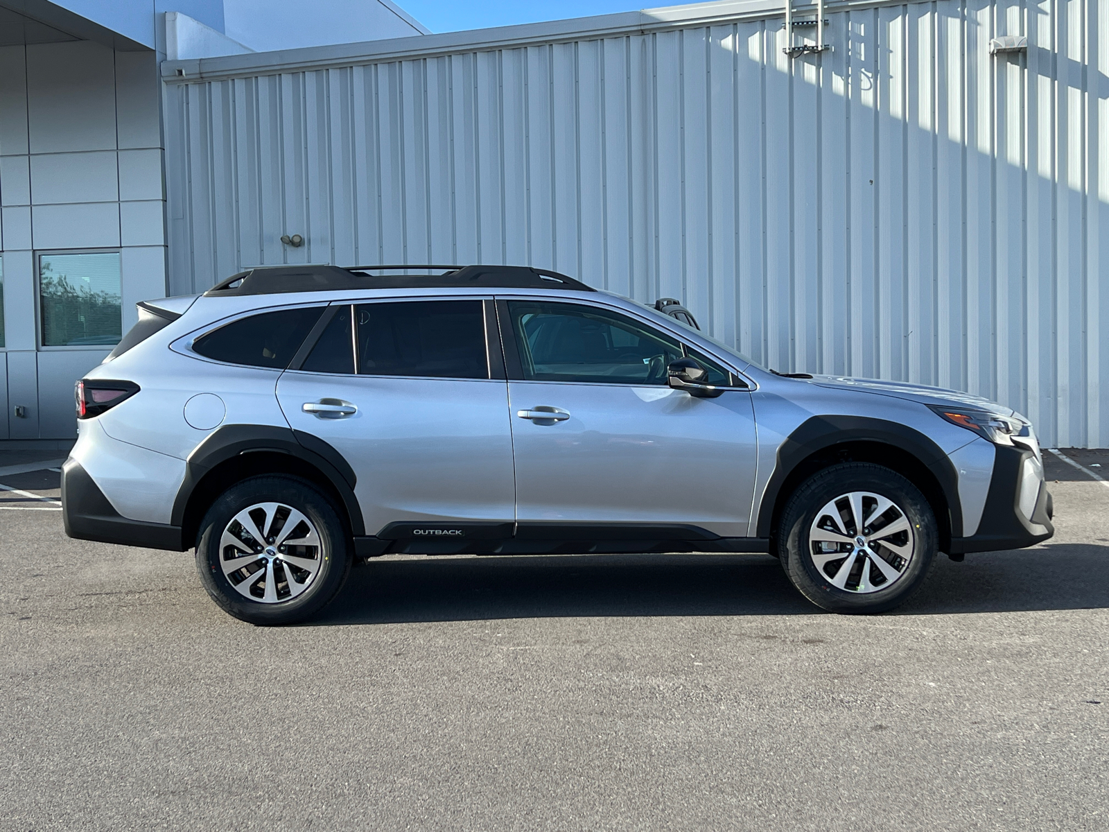 2025 Subaru Outback Premium 2