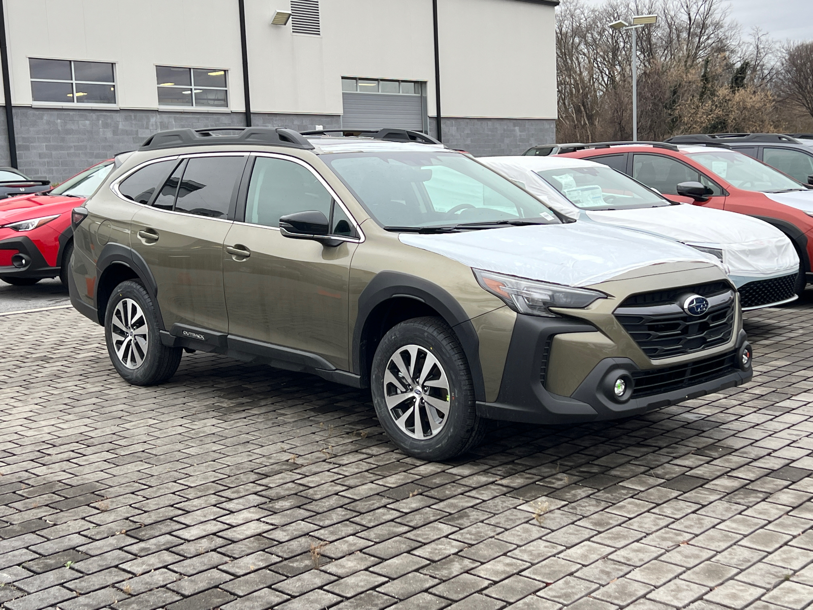 2025 Subaru Outback Premium 1