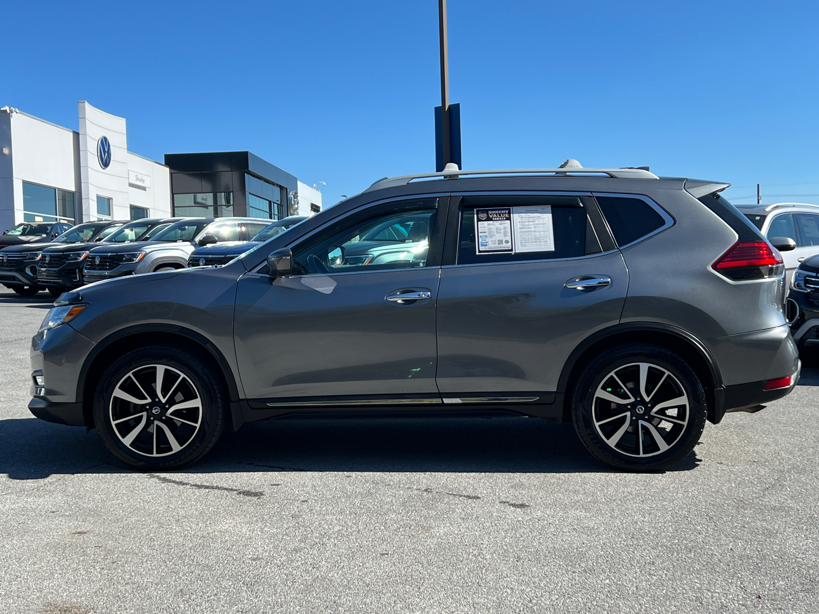 2017 Nissan Rogue SL 3