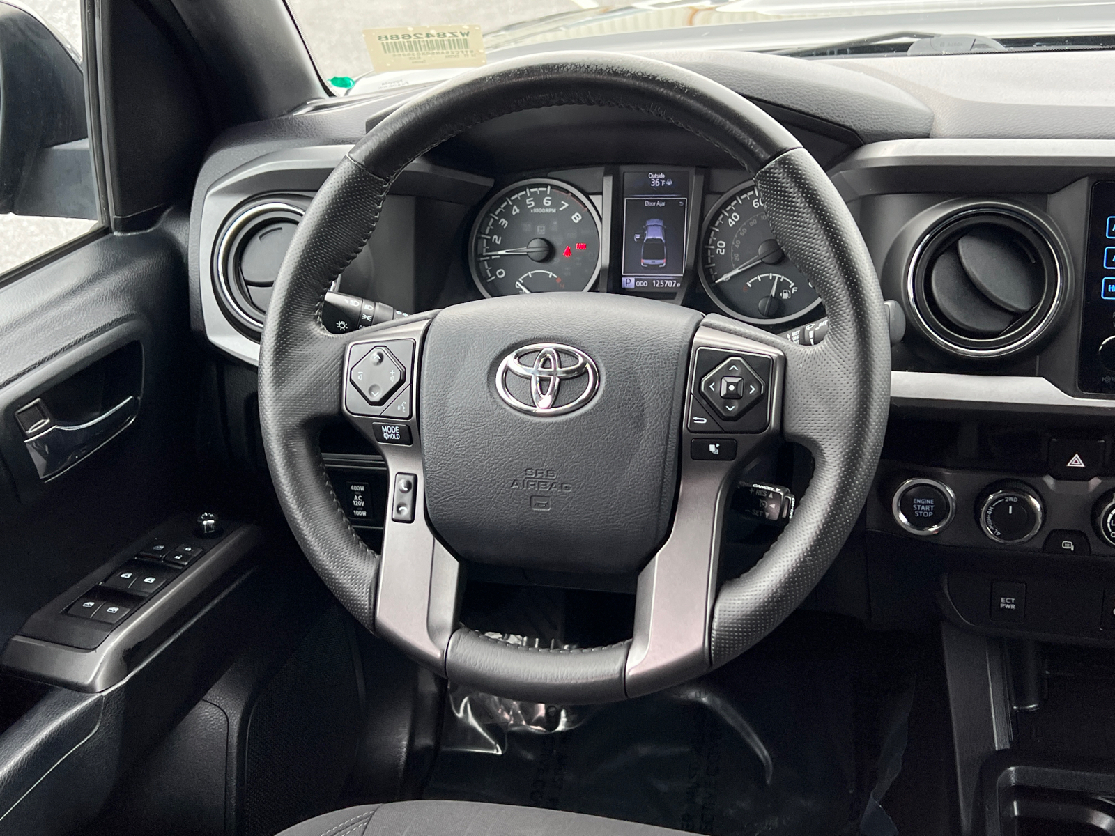 2016 Toyota Tacoma TRD Sport 19