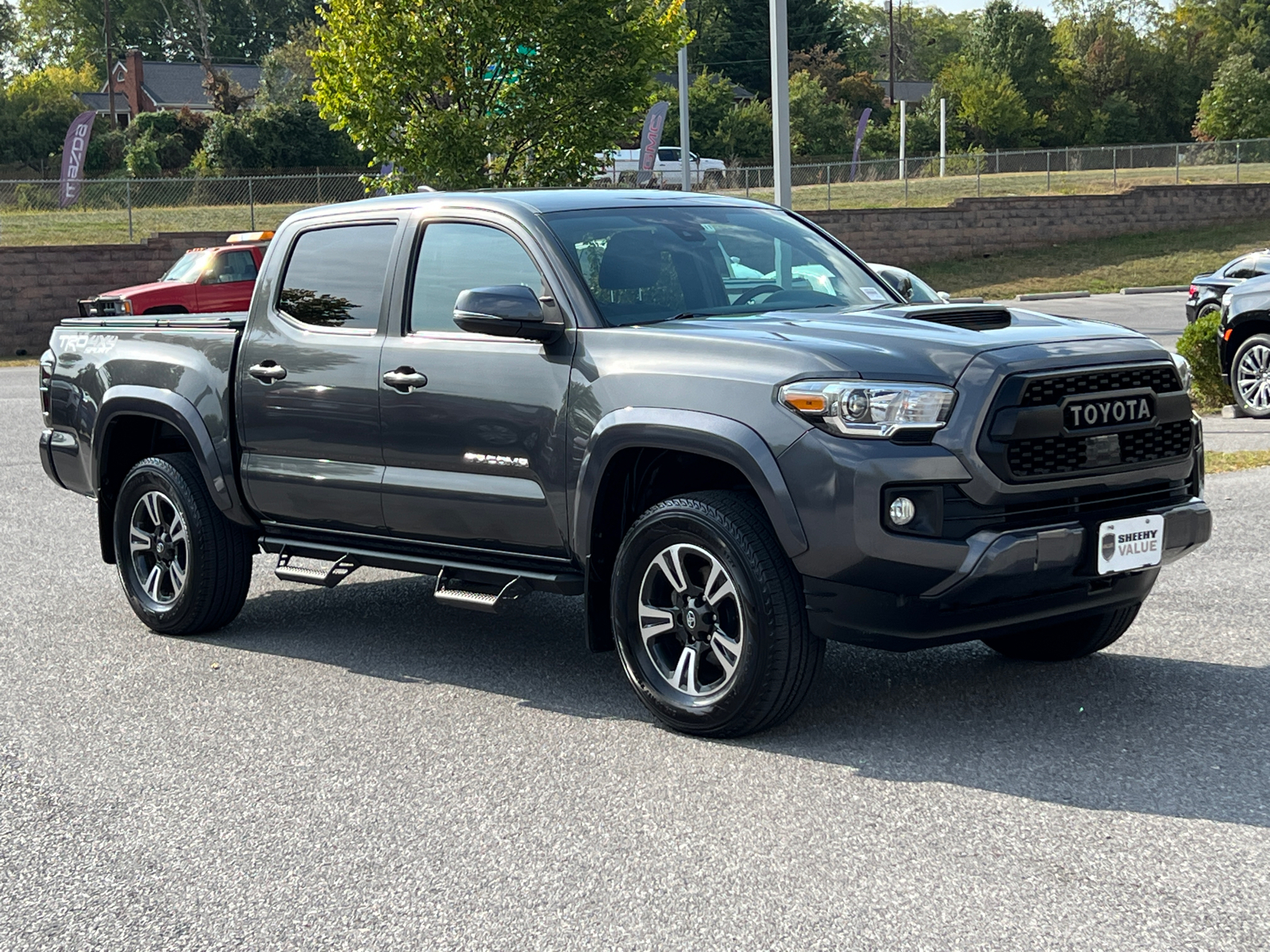 2019 Toyota Tacoma TRD Sport 1