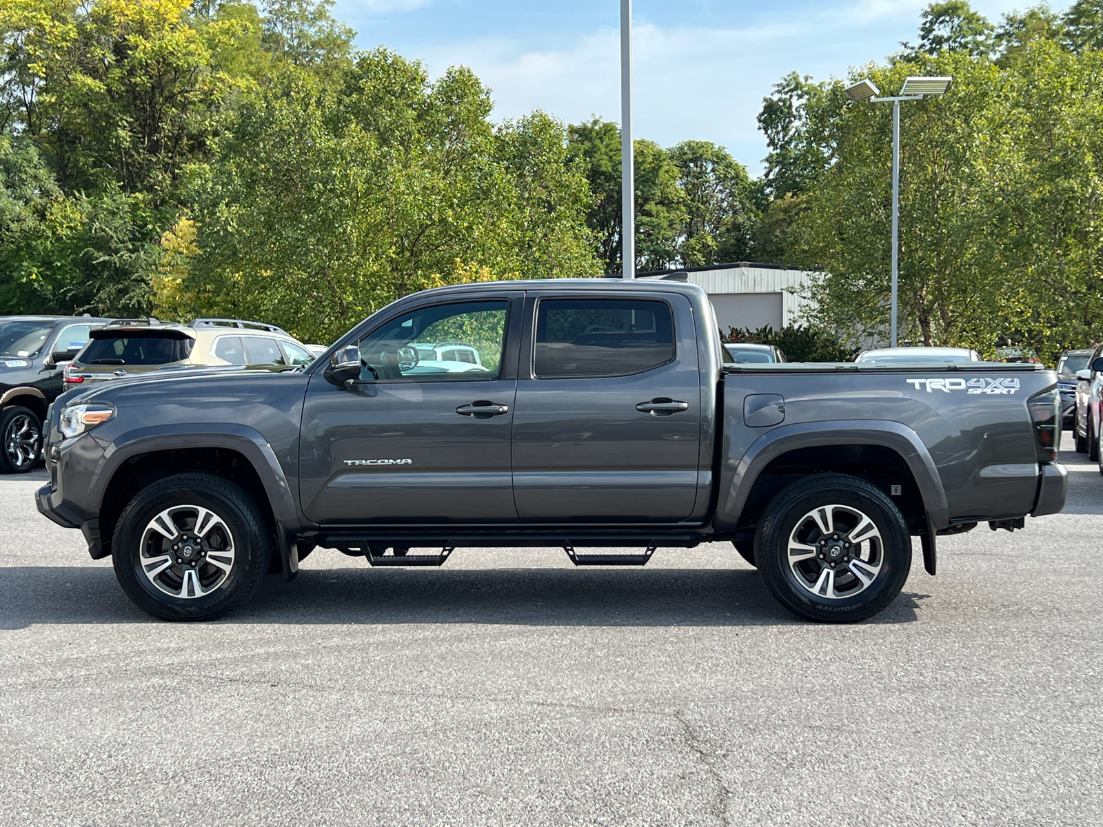 2019 Toyota Tacoma TRD Sport 3