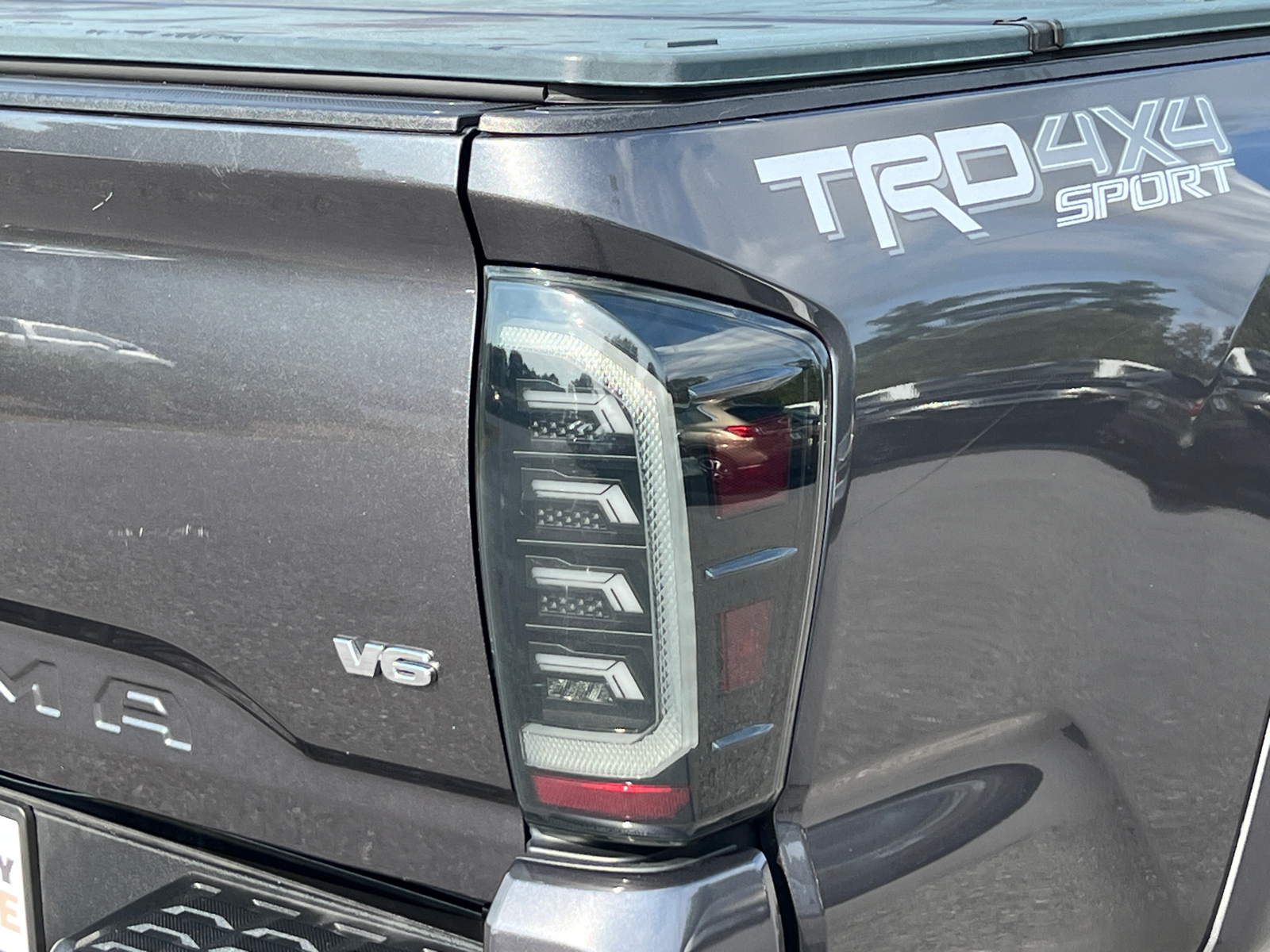 2019 Toyota Tacoma TRD Sport 6