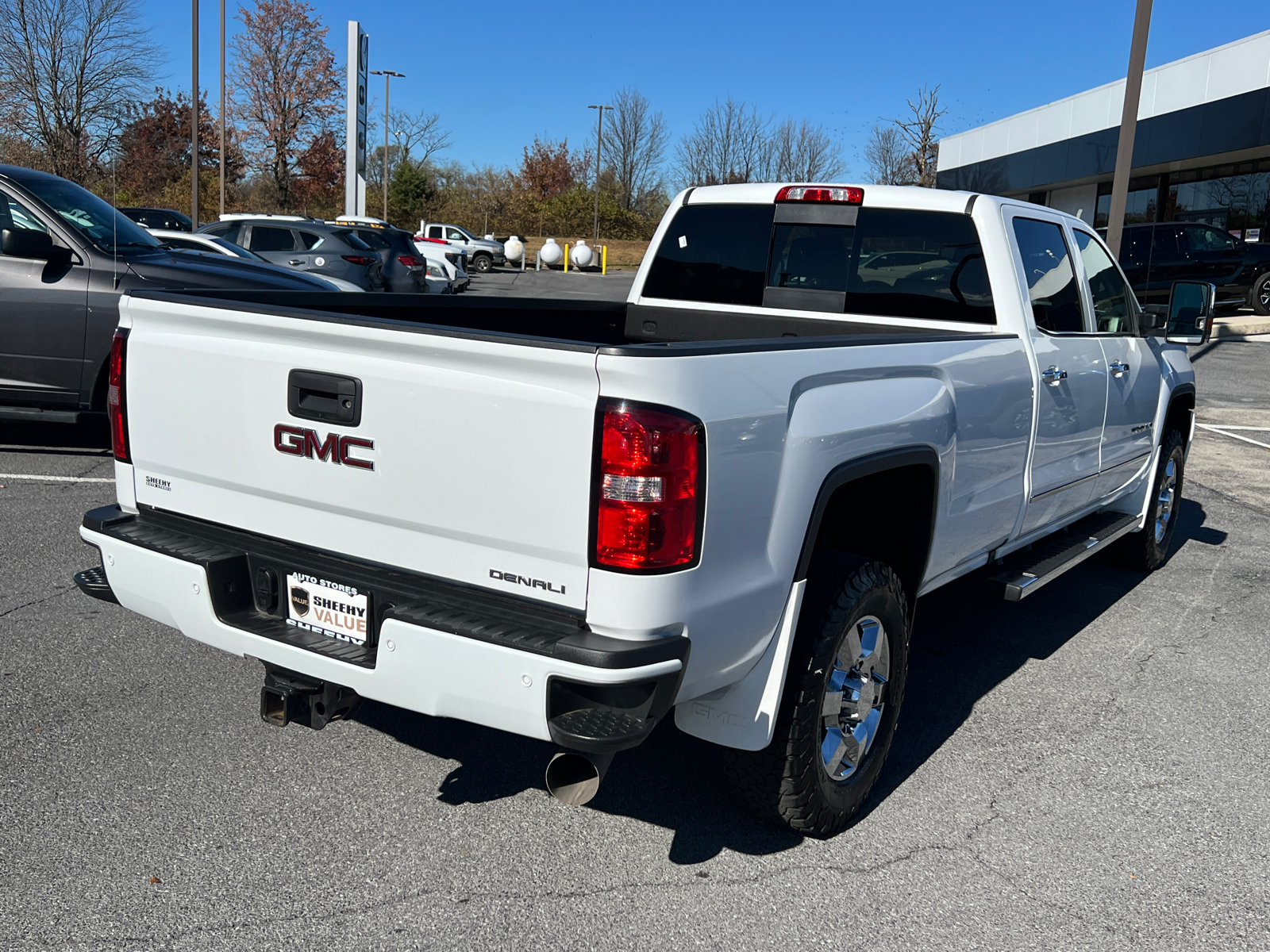 2017 GMC Sierra 3500HD Denali 5