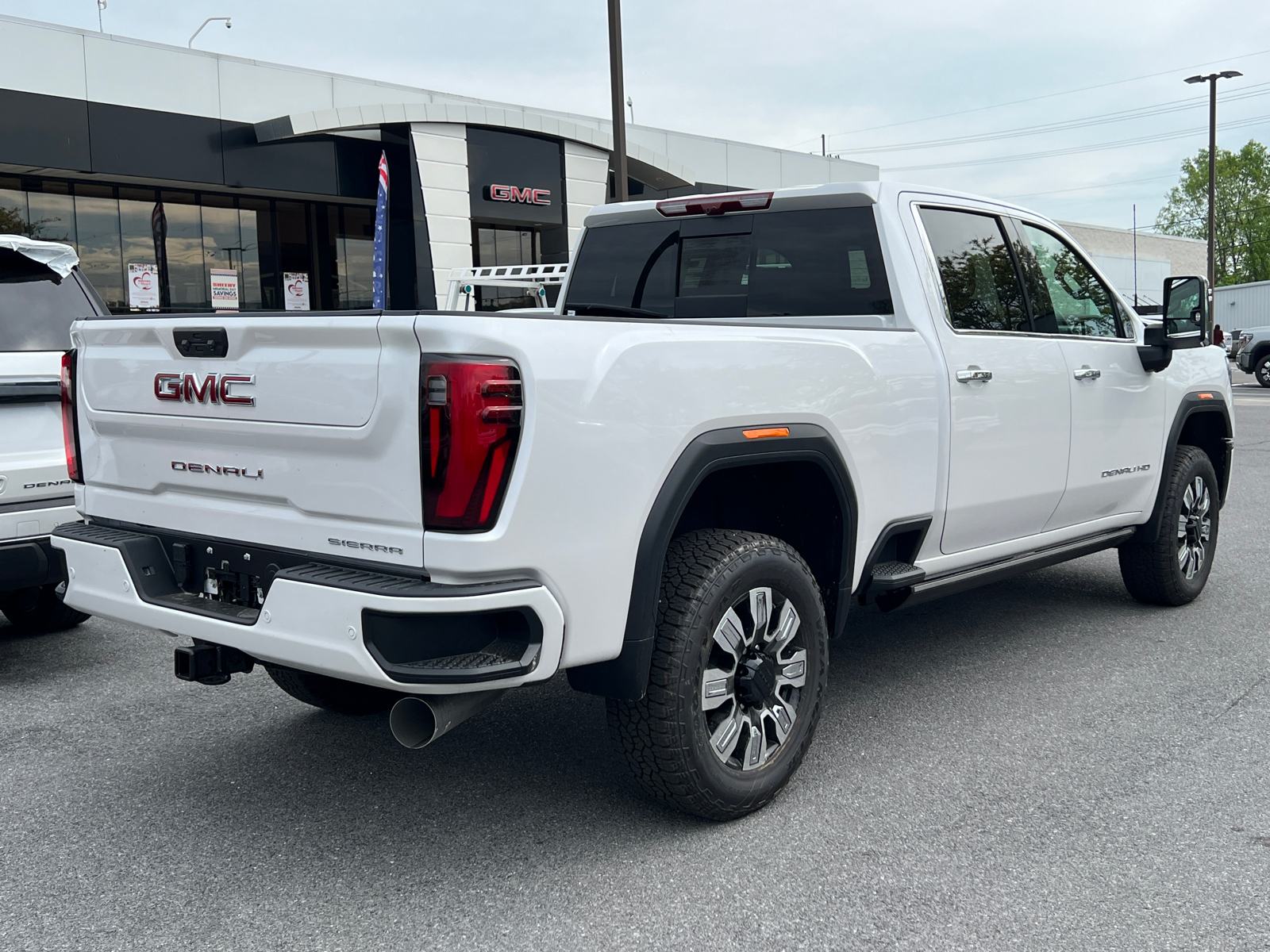 2024 GMC Sierra 2500HD Denali 5