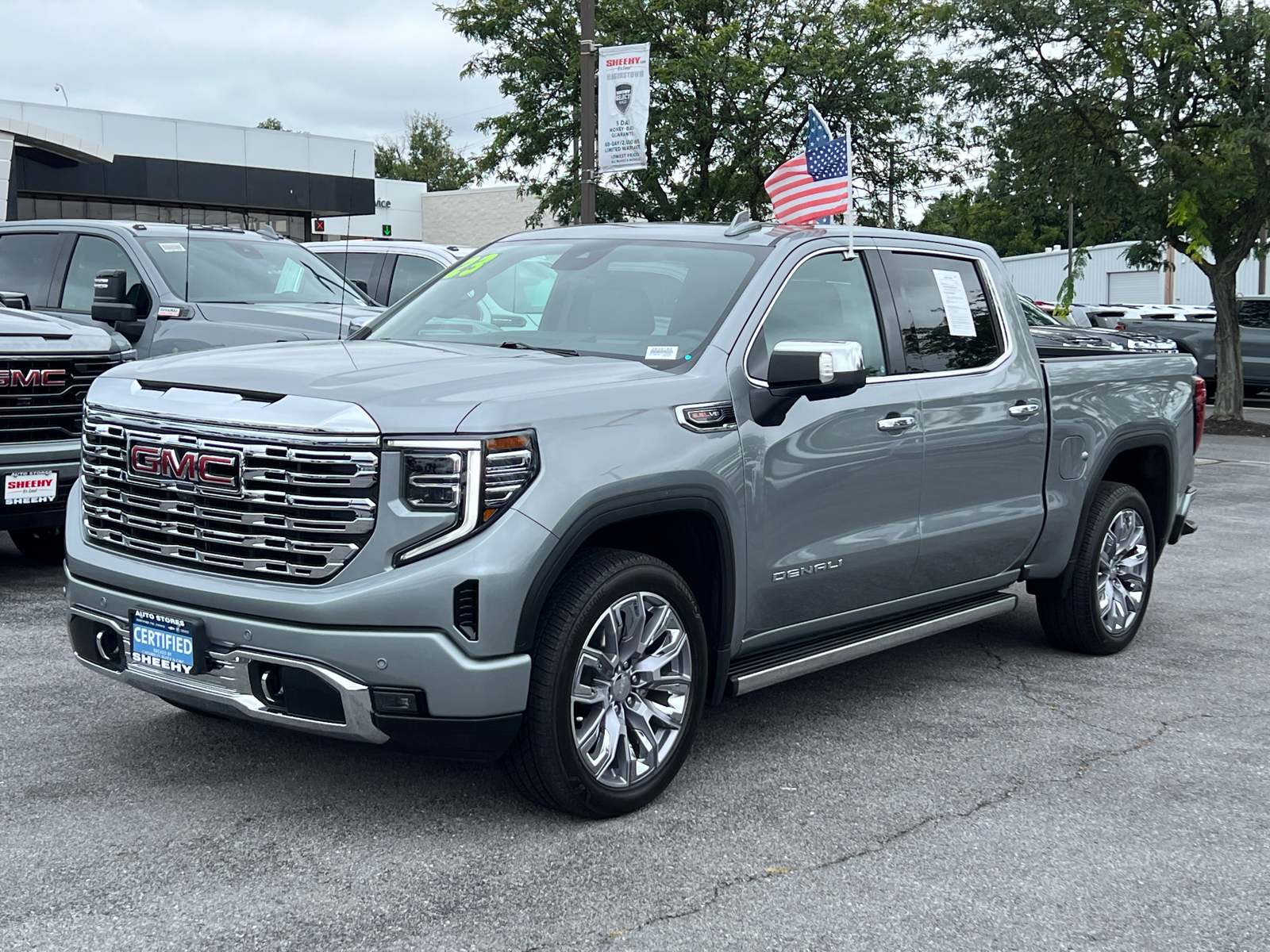 2023 GMC Sierra 1500 Denali 2