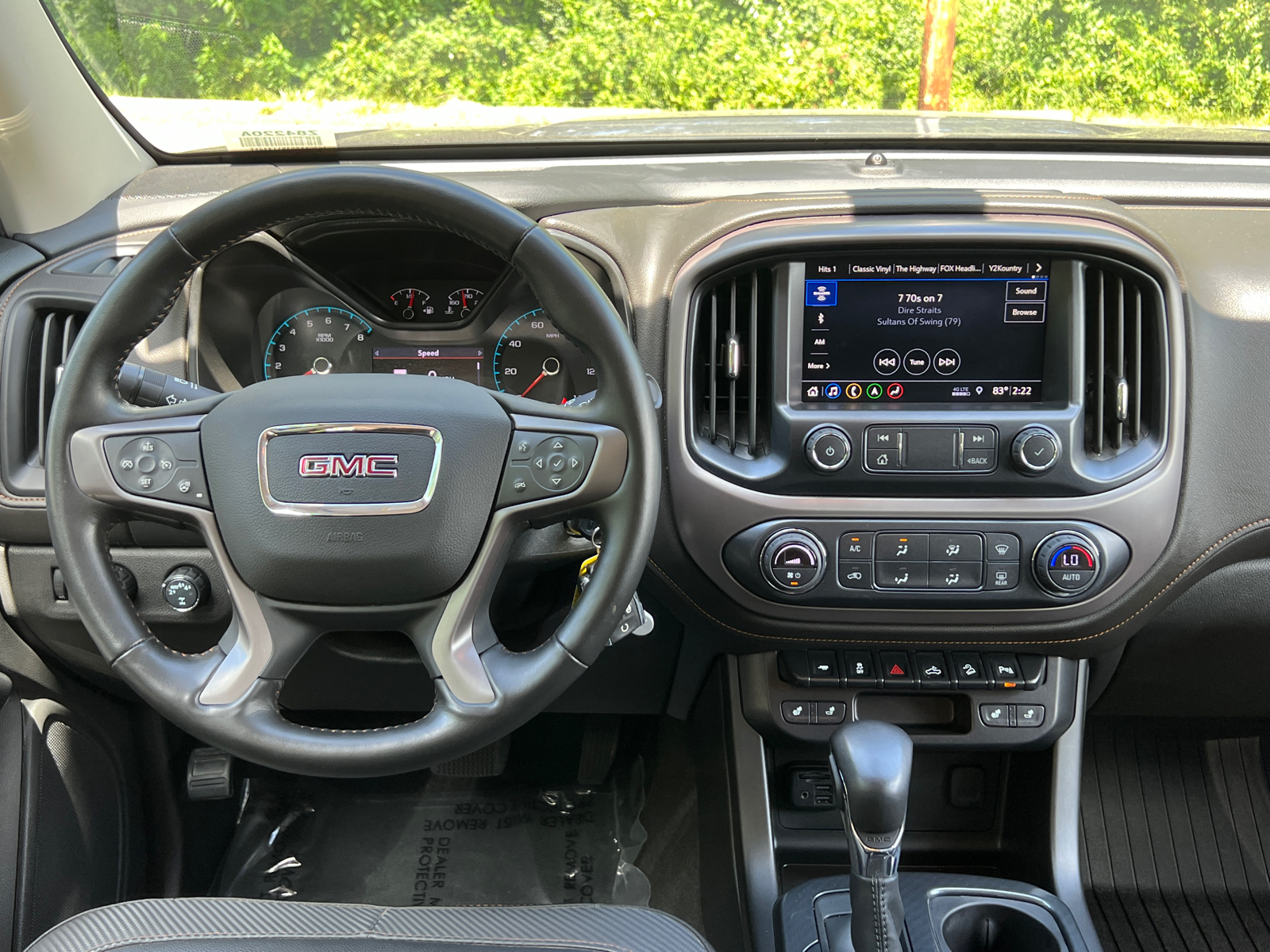2022 GMC Canyon AT4 w/Leather 18