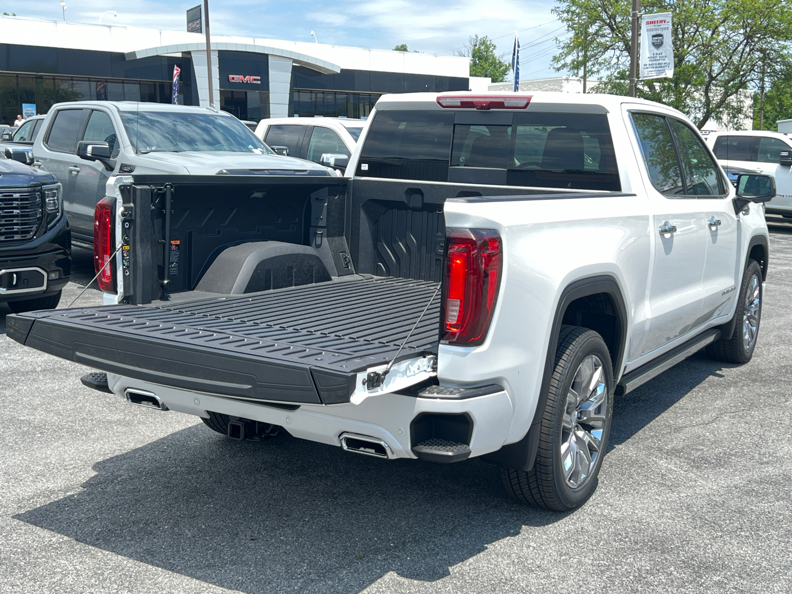 2024 GMC Sierra 1500 Denali 13