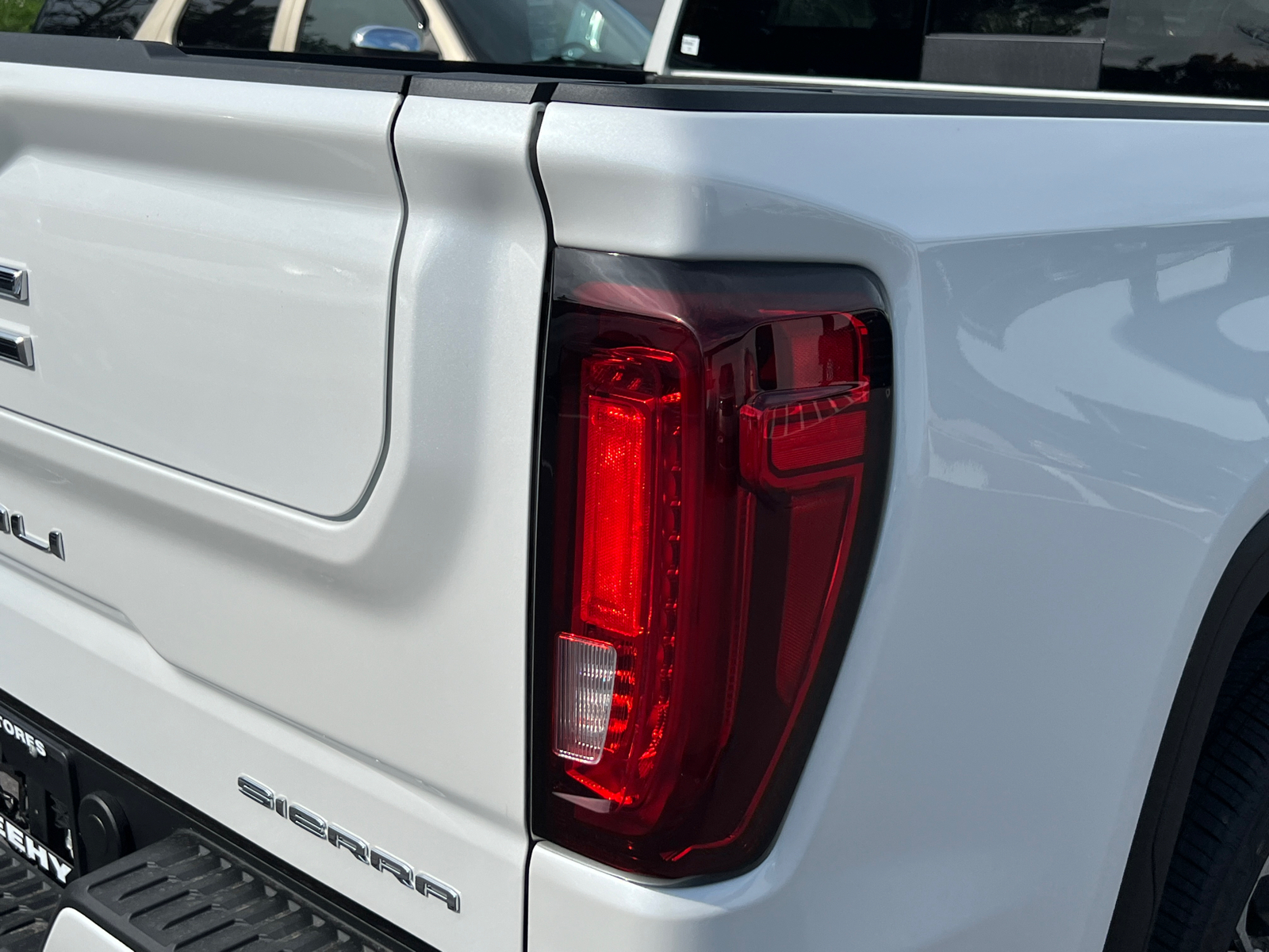 2024 GMC Sierra 1500 Denali Ultimate 5