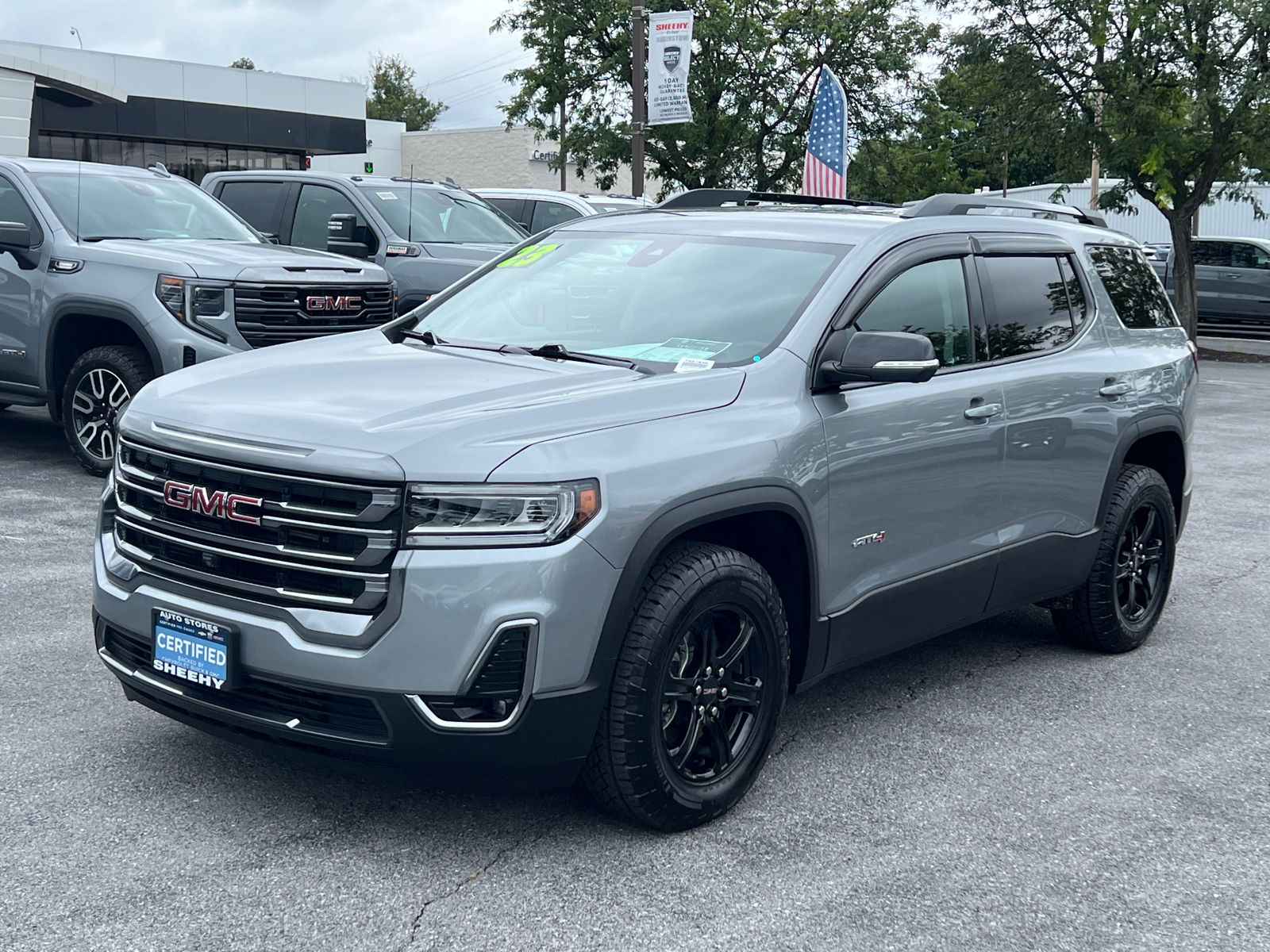 2023 GMC Acadia AT4 2