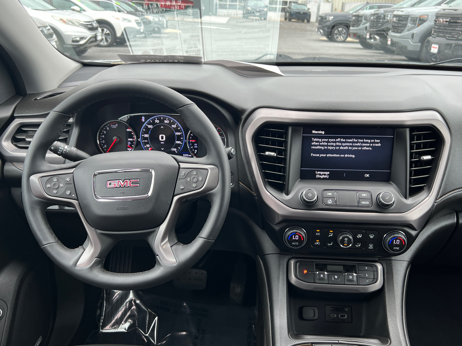 2023 GMC Acadia AT4 18