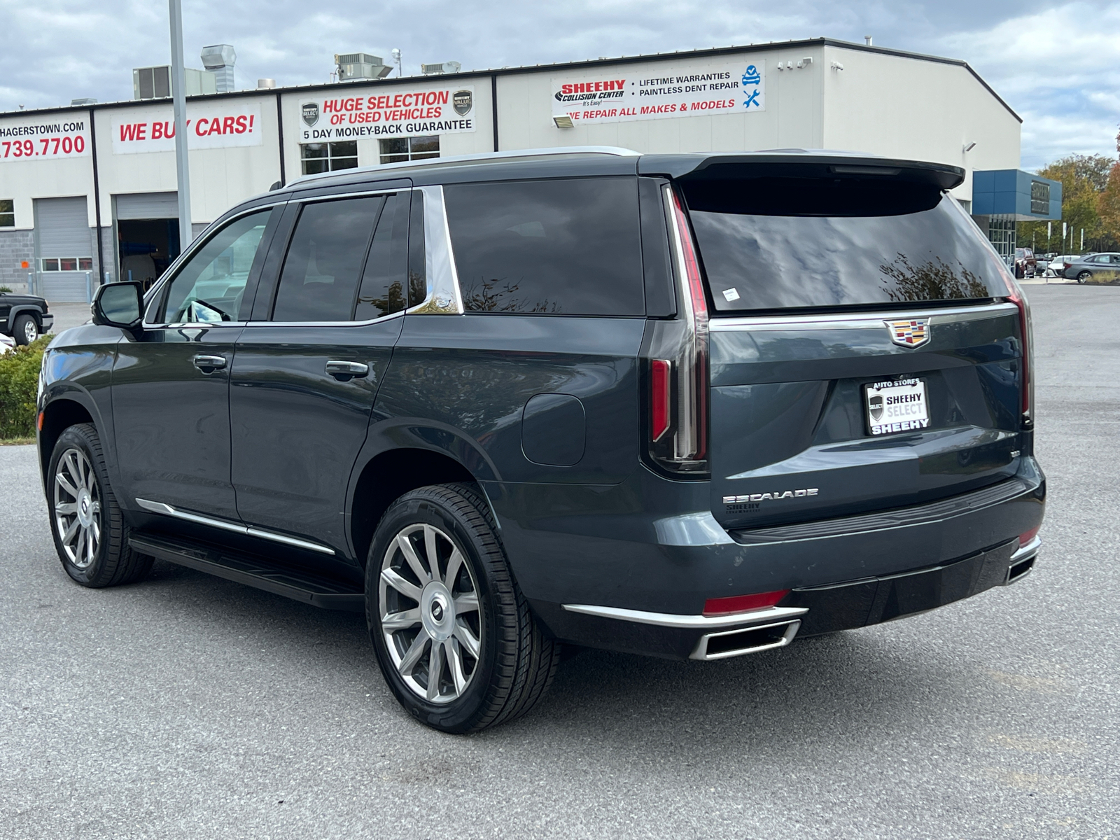 2021 Cadillac Escalade Premium Luxury Platinum 4