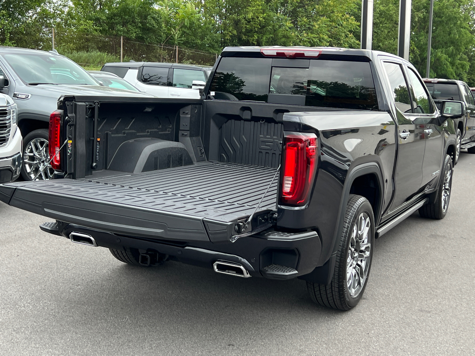 2024 GMC Sierra 1500 Denali Ultimate 13