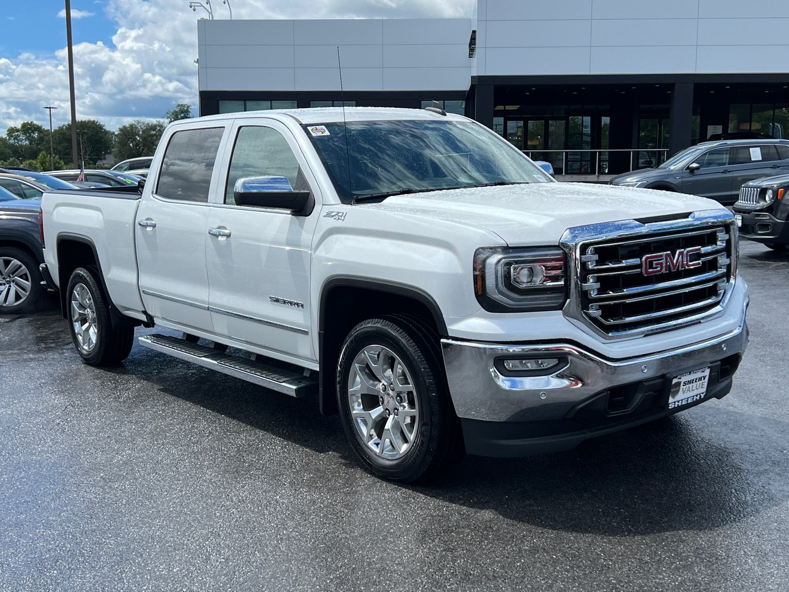 2017 GMC Sierra 1500 SLT 1