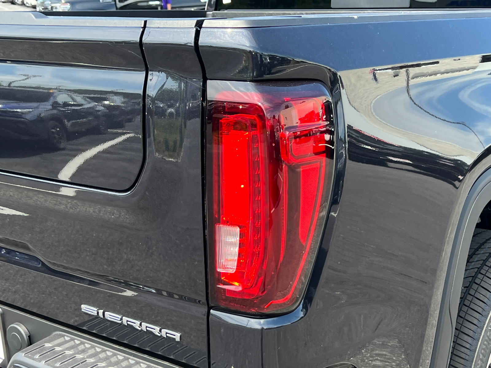 2024 GMC Sierra 1500 Denali Ultimate 6