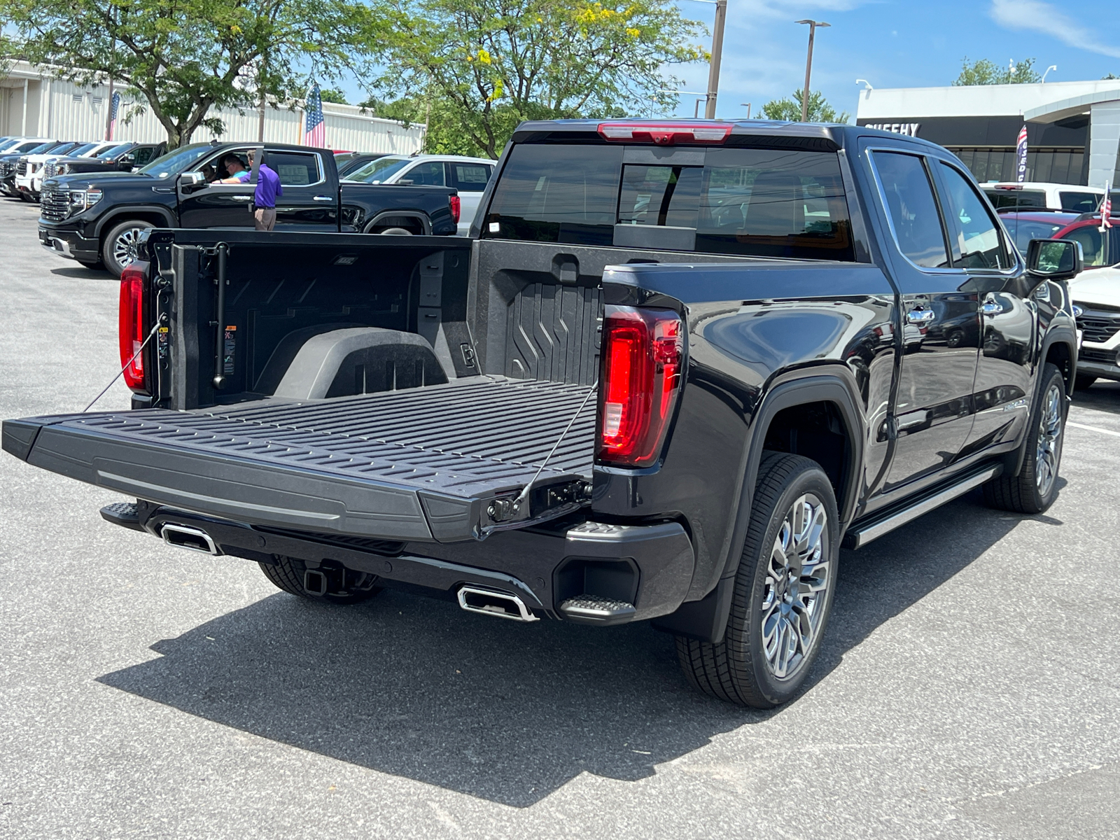 2024 GMC Sierra 1500 Denali Ultimate 14