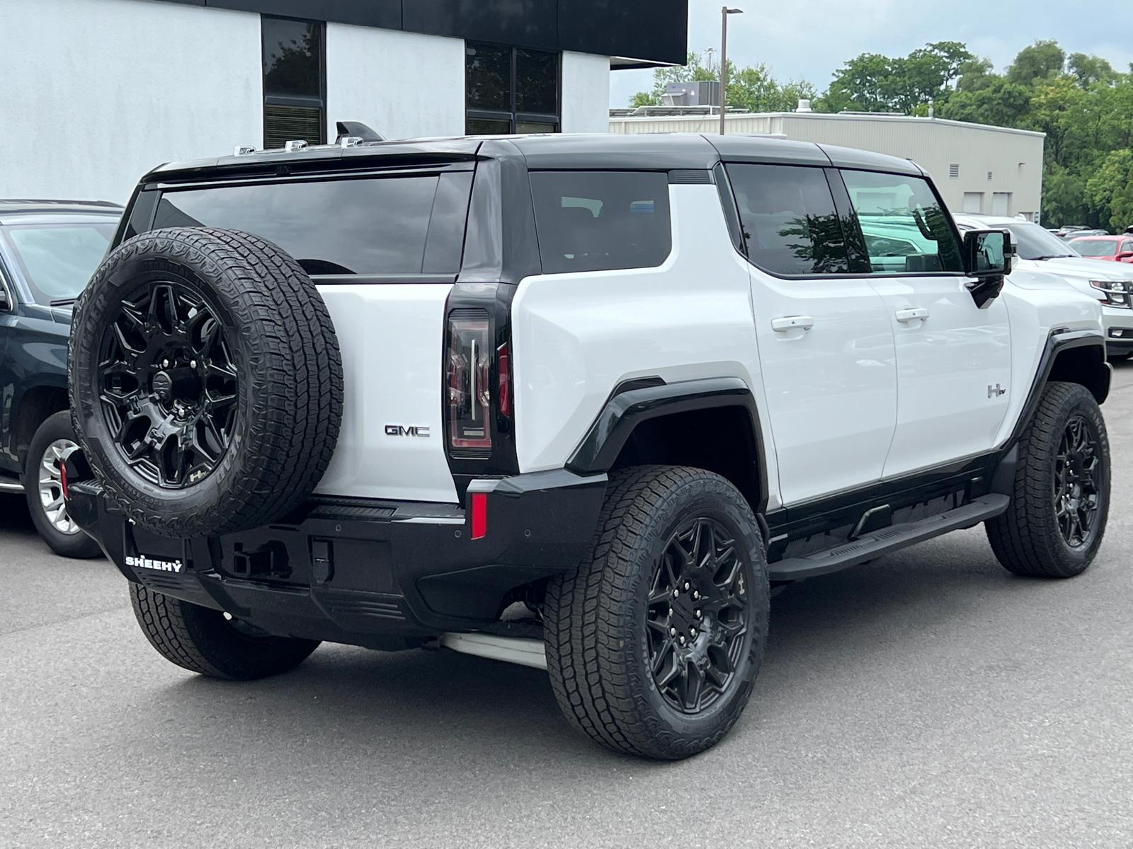 2024 GMC Hummer EV SUV 2X 5