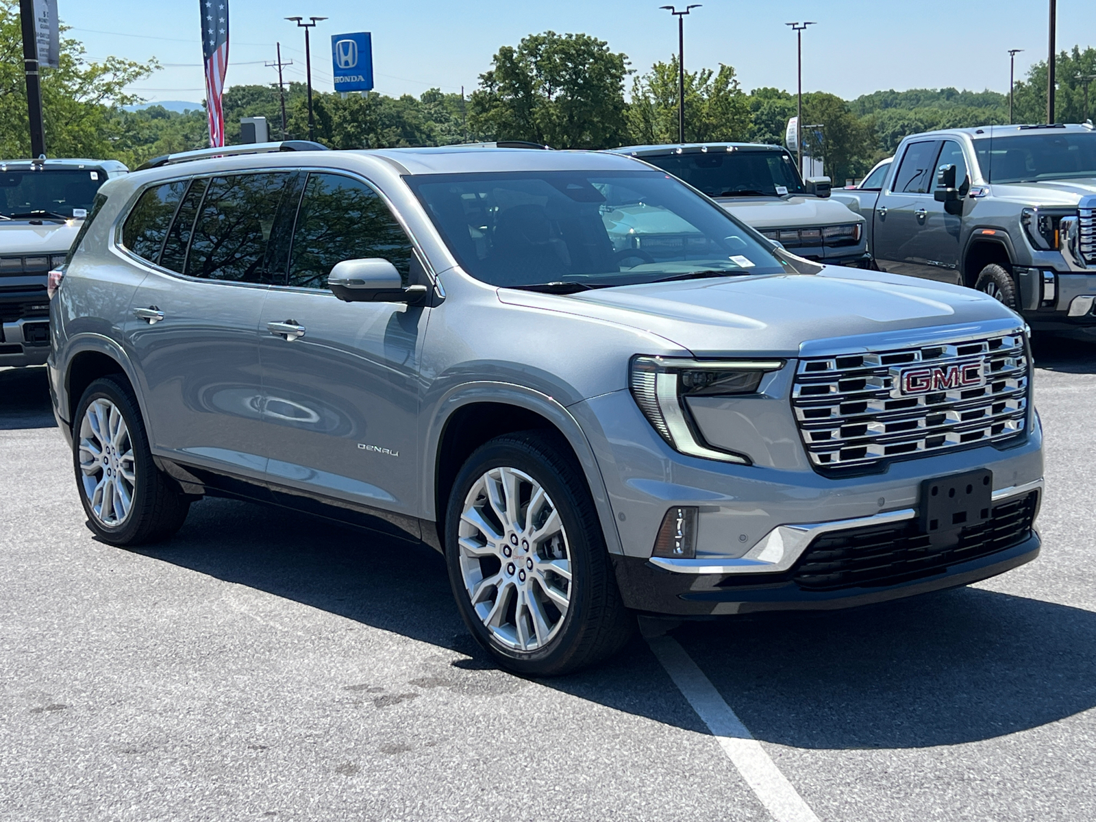 2024 GMC Acadia Denali 1