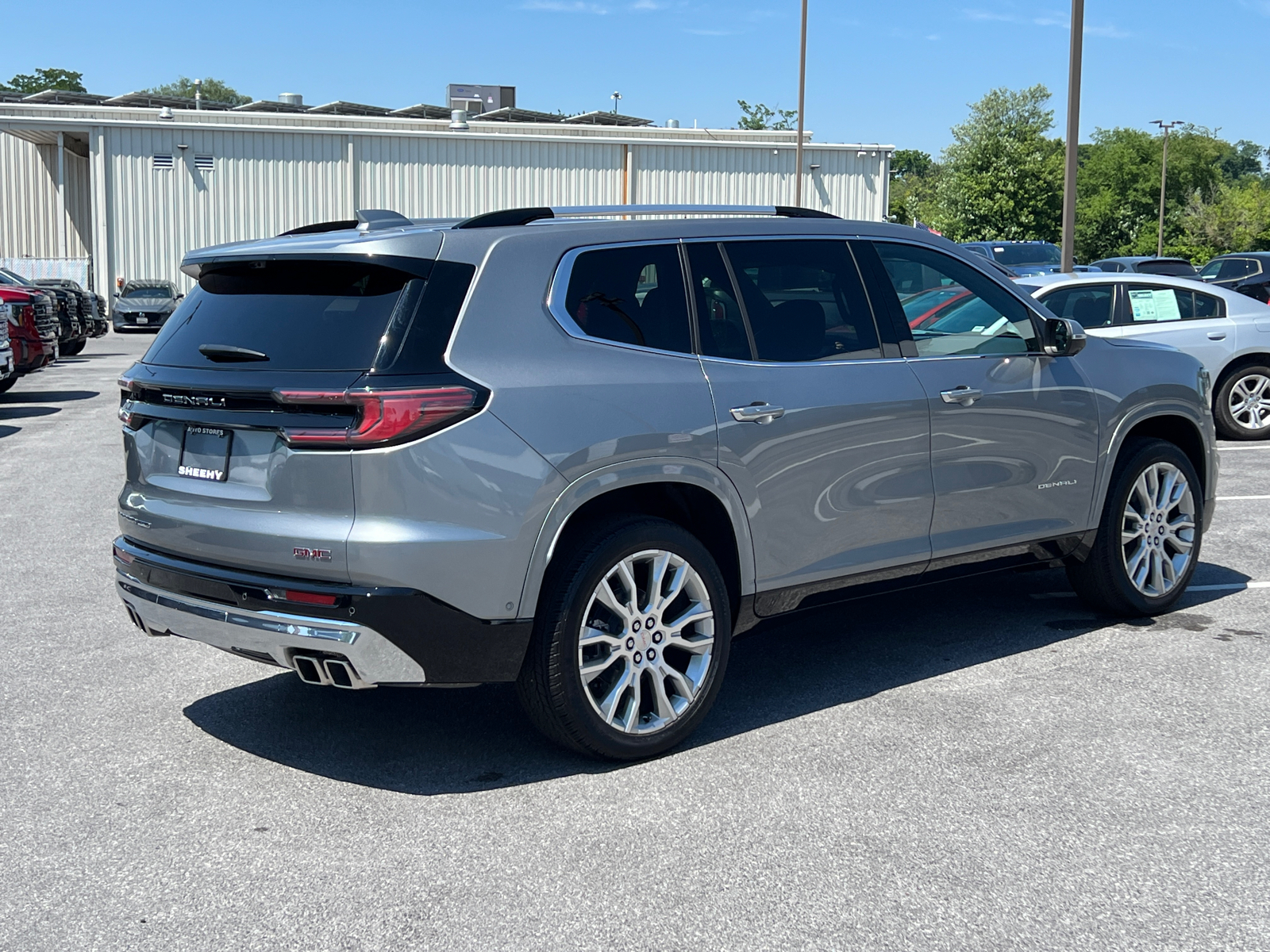 2024 GMC Acadia Denali 5