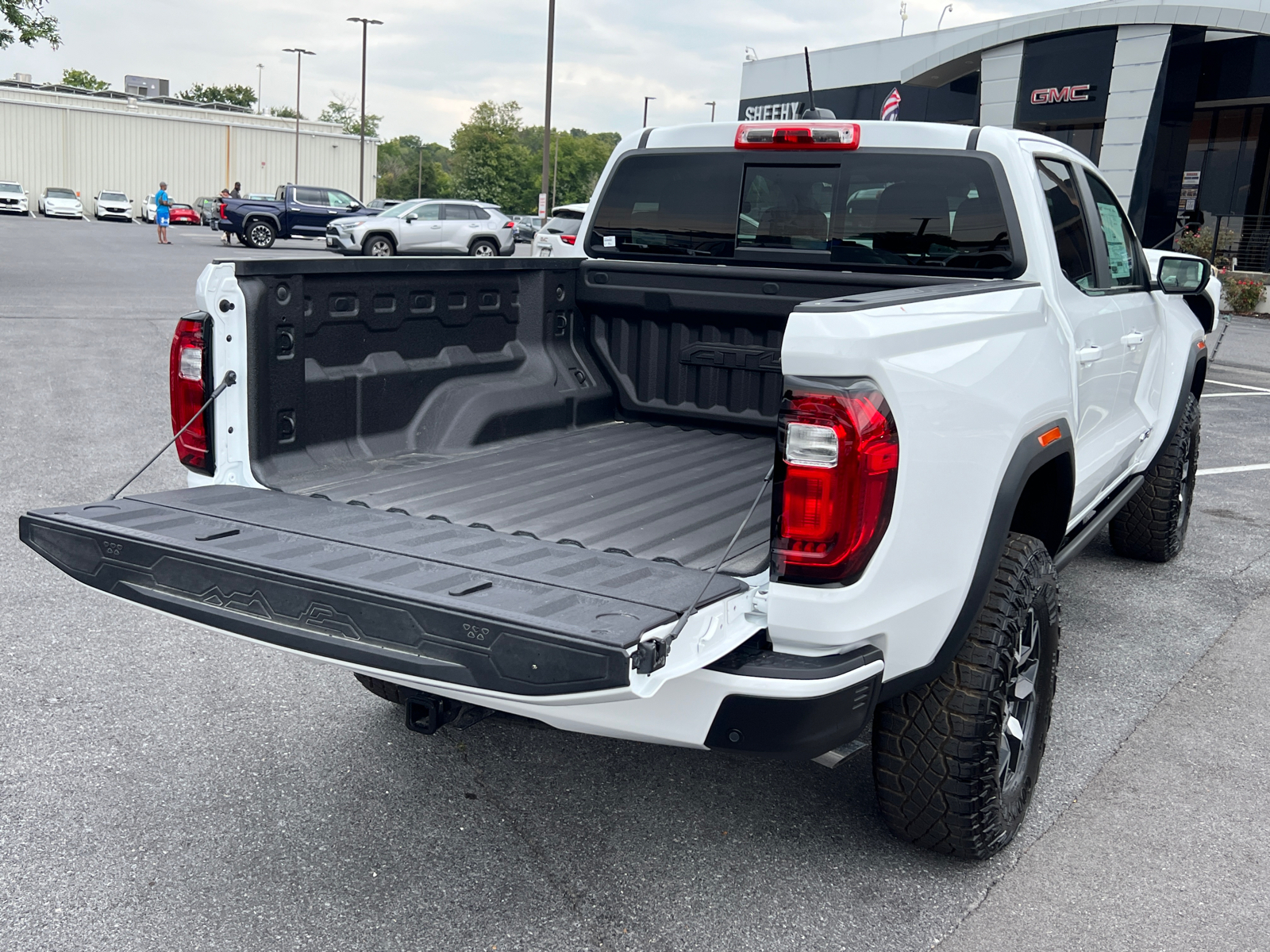 2024 GMC Canyon AT4X 12