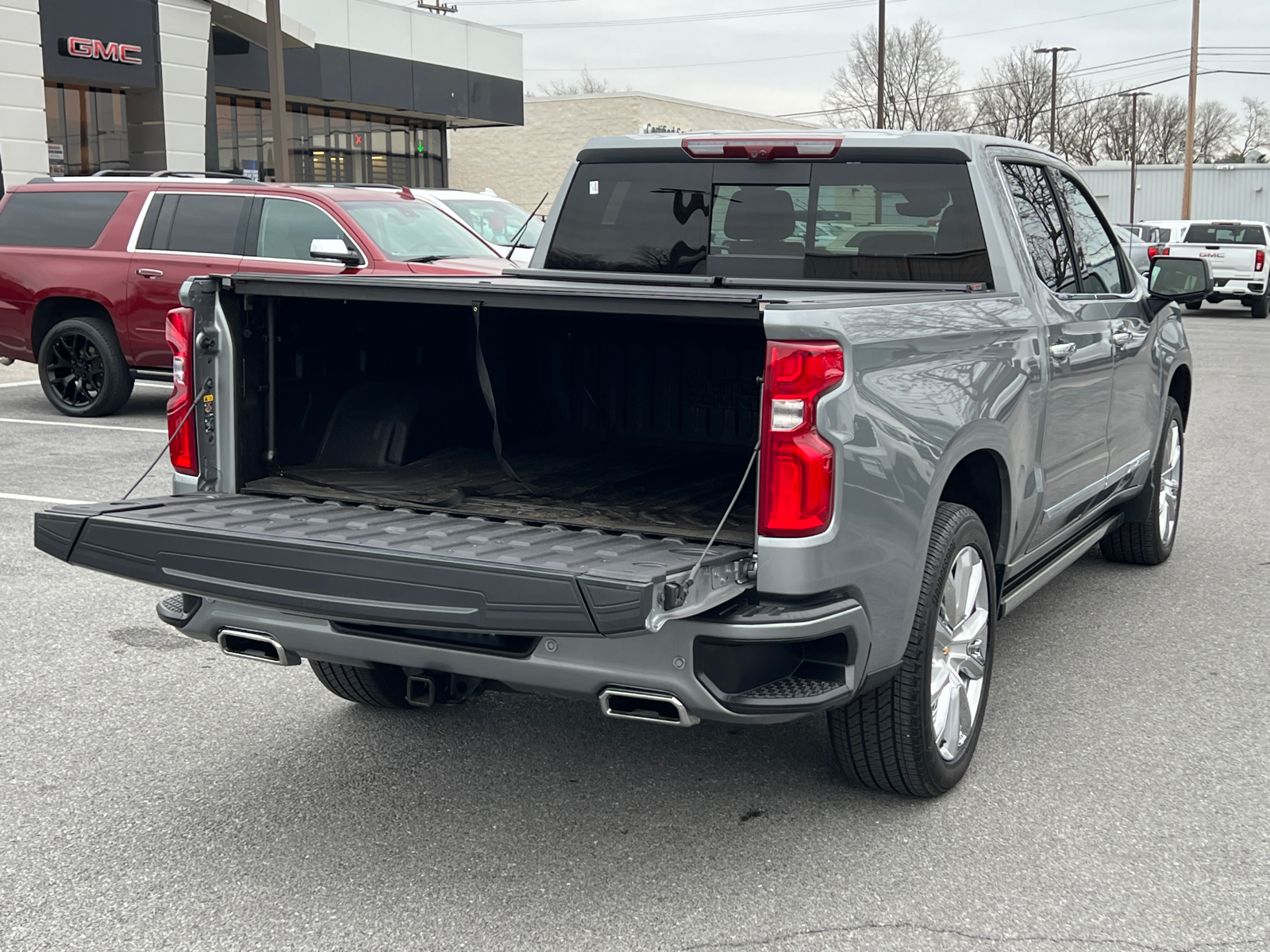 2024 Chevrolet Silverado 1500 High Country 14