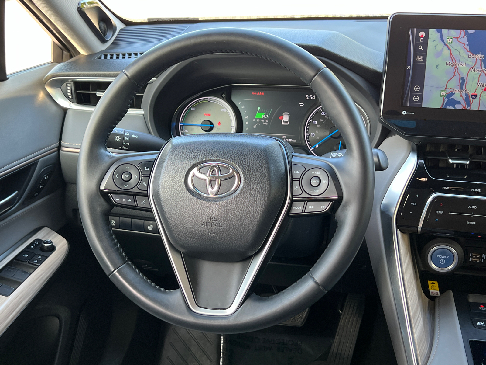 2021 Toyota Venza XLE 18