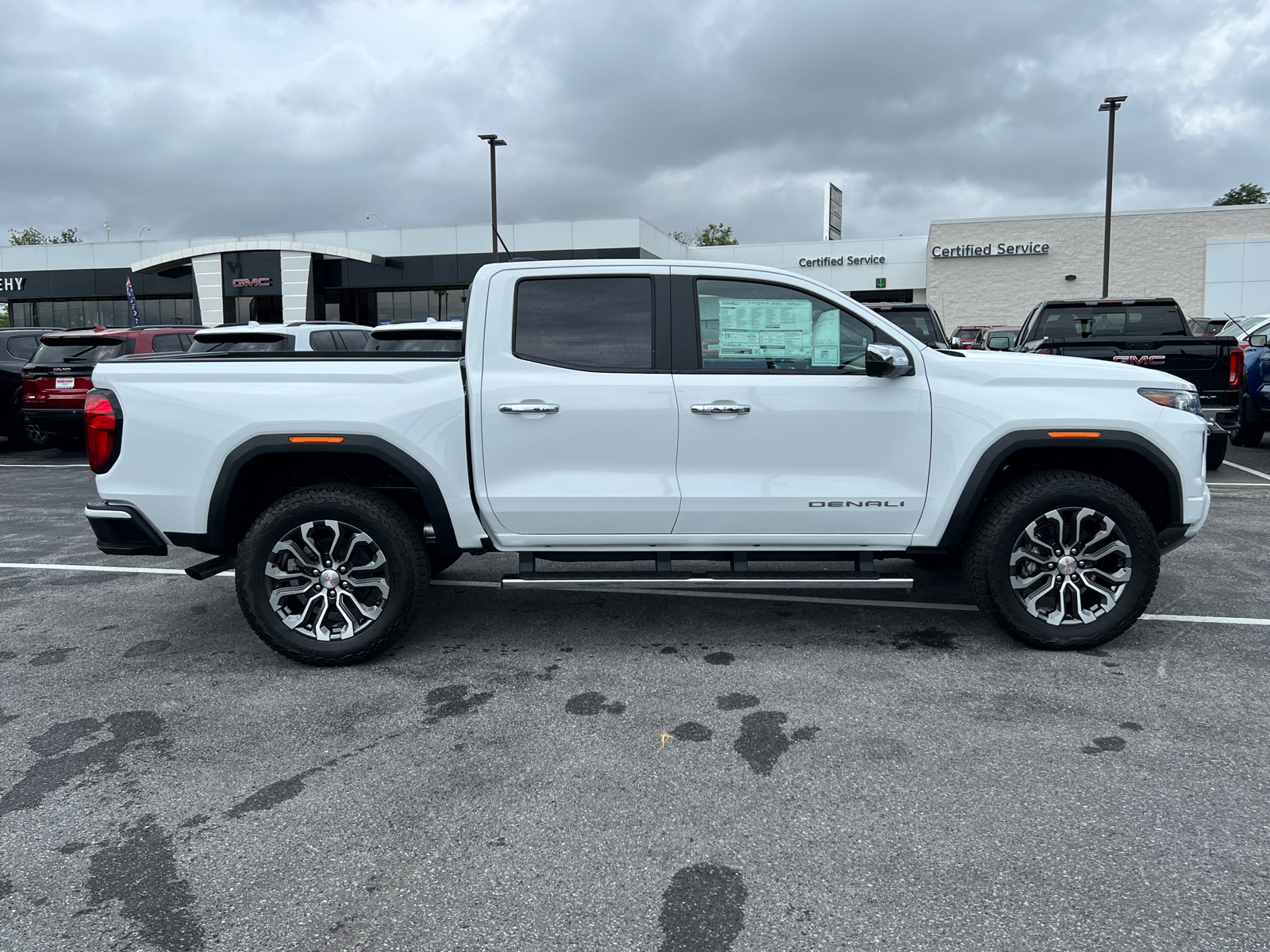 2024 GMC Canyon Denali 4