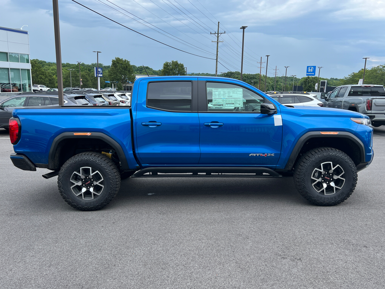 2024 GMC Canyon AT4X 4