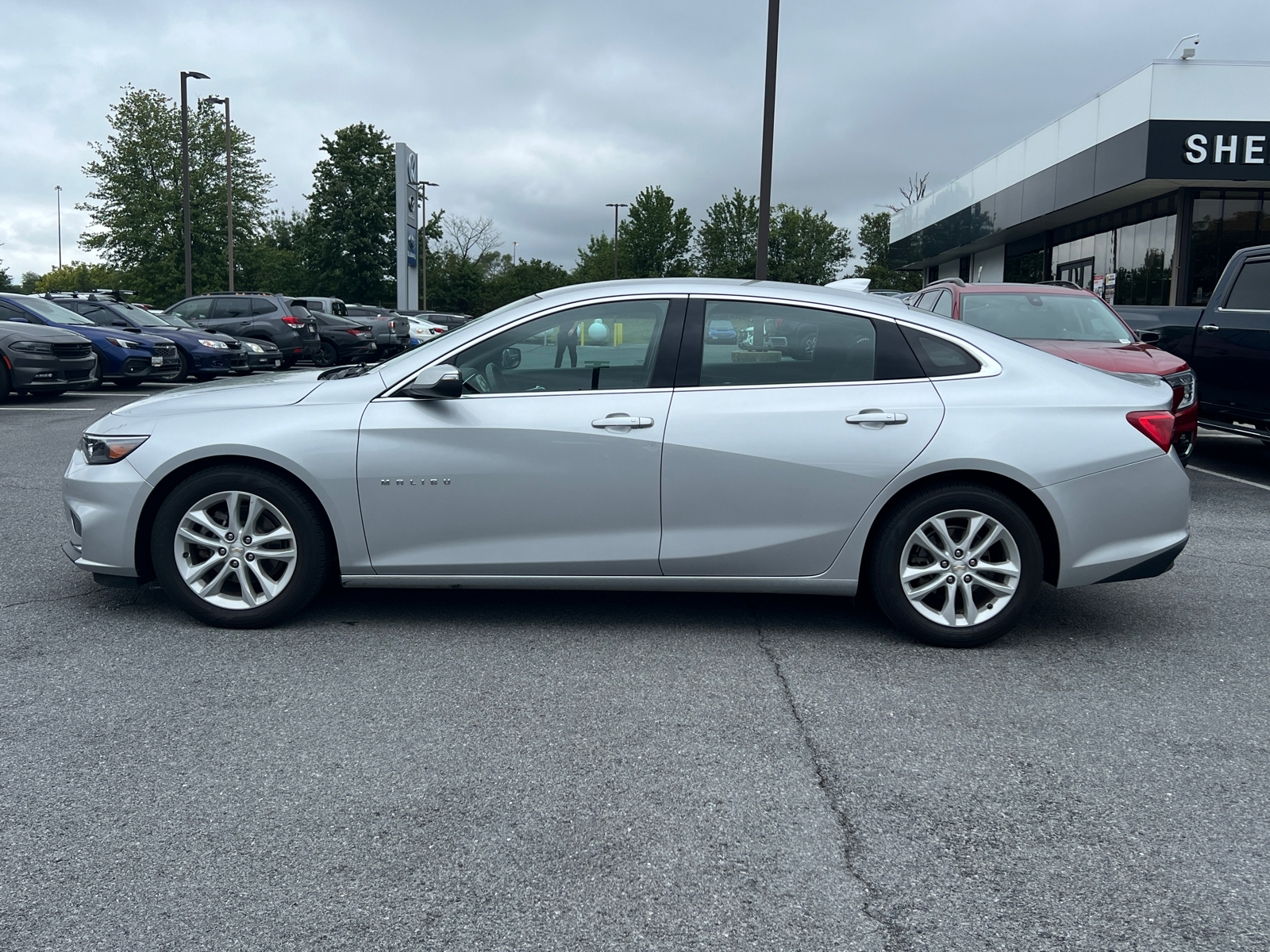 2018 Chevrolet Malibu Hybrid 3