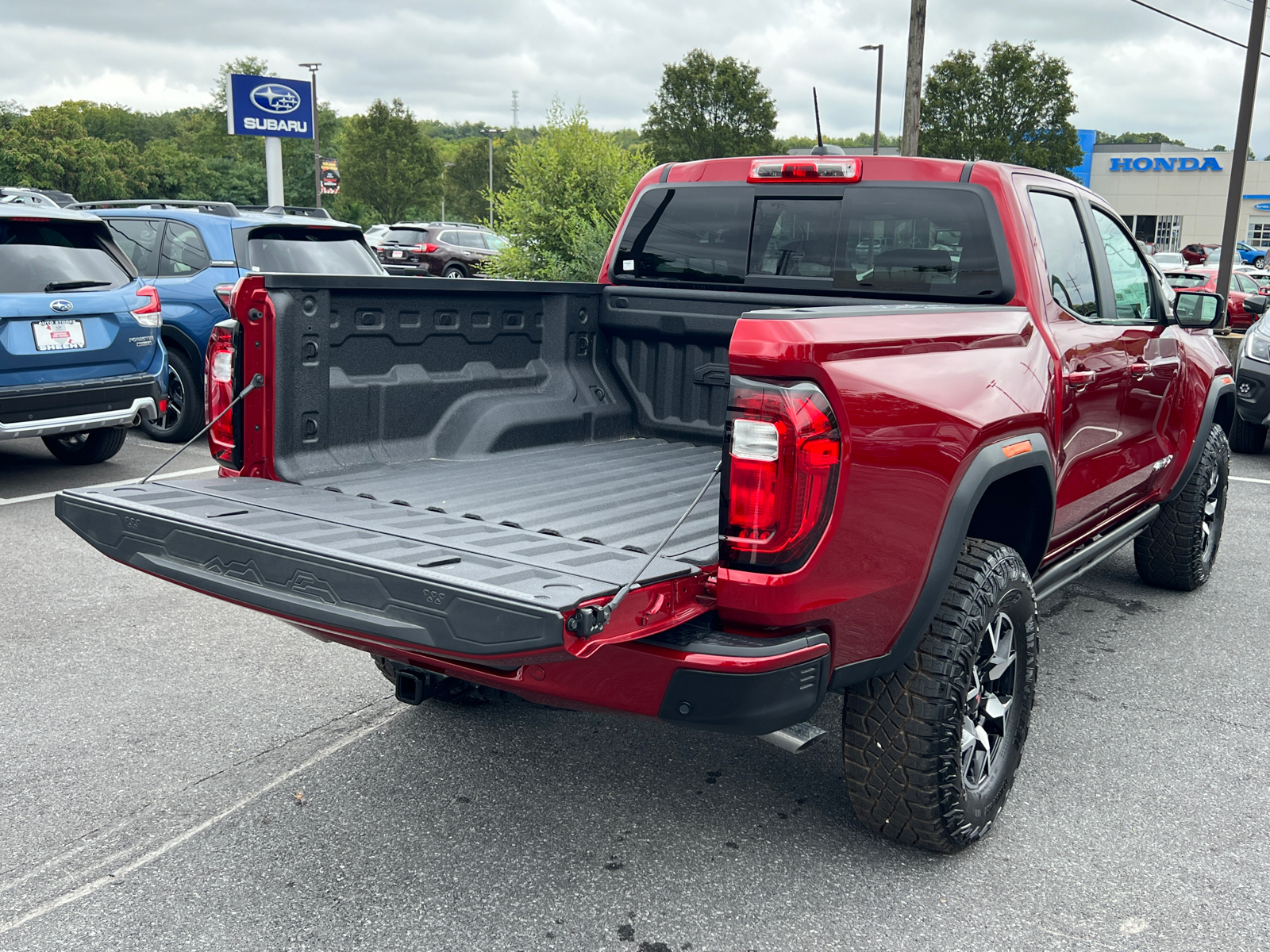 2024 GMC Canyon AT4X 13