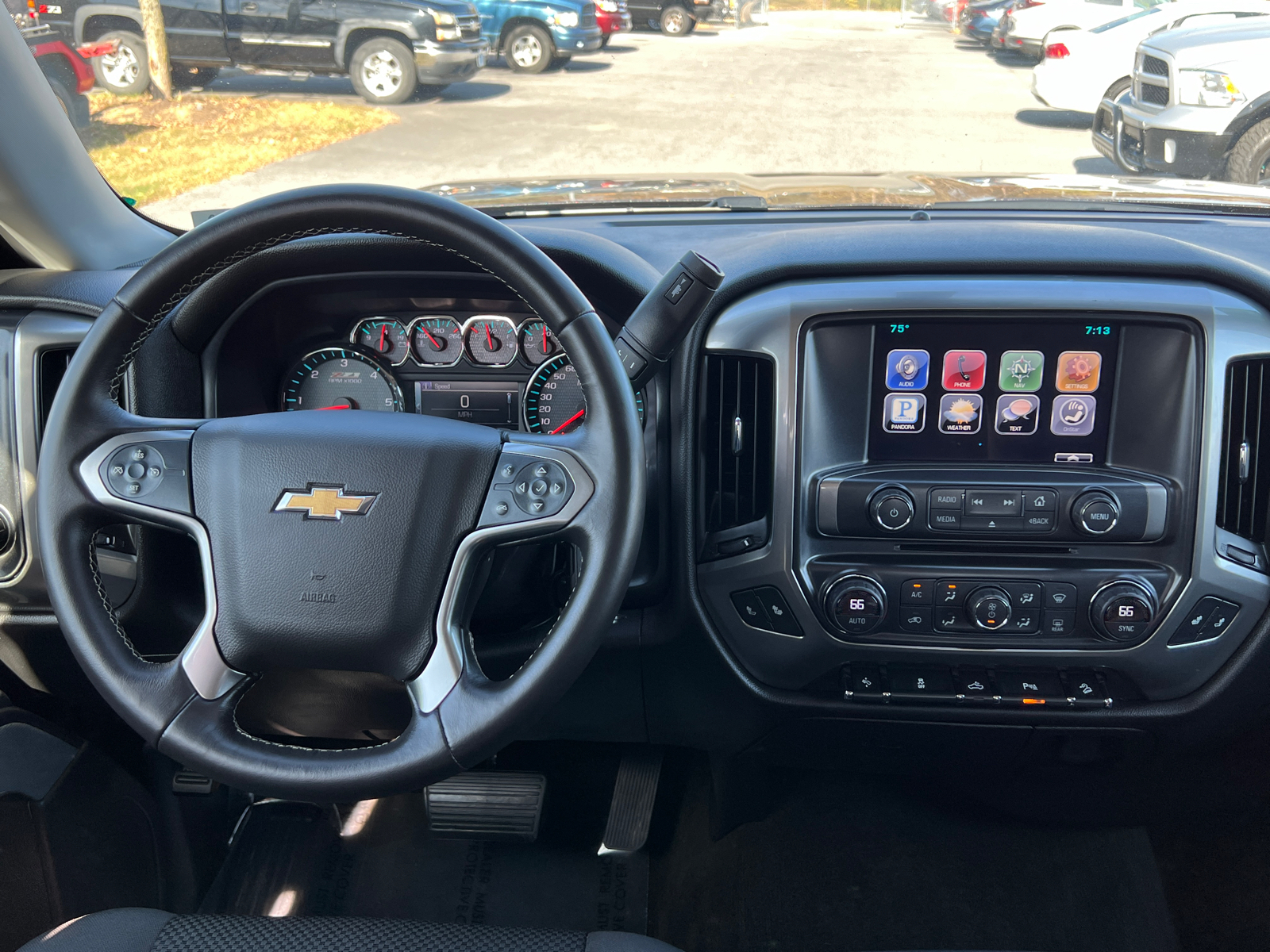 2015 Chevrolet Silverado 1500 LT 18