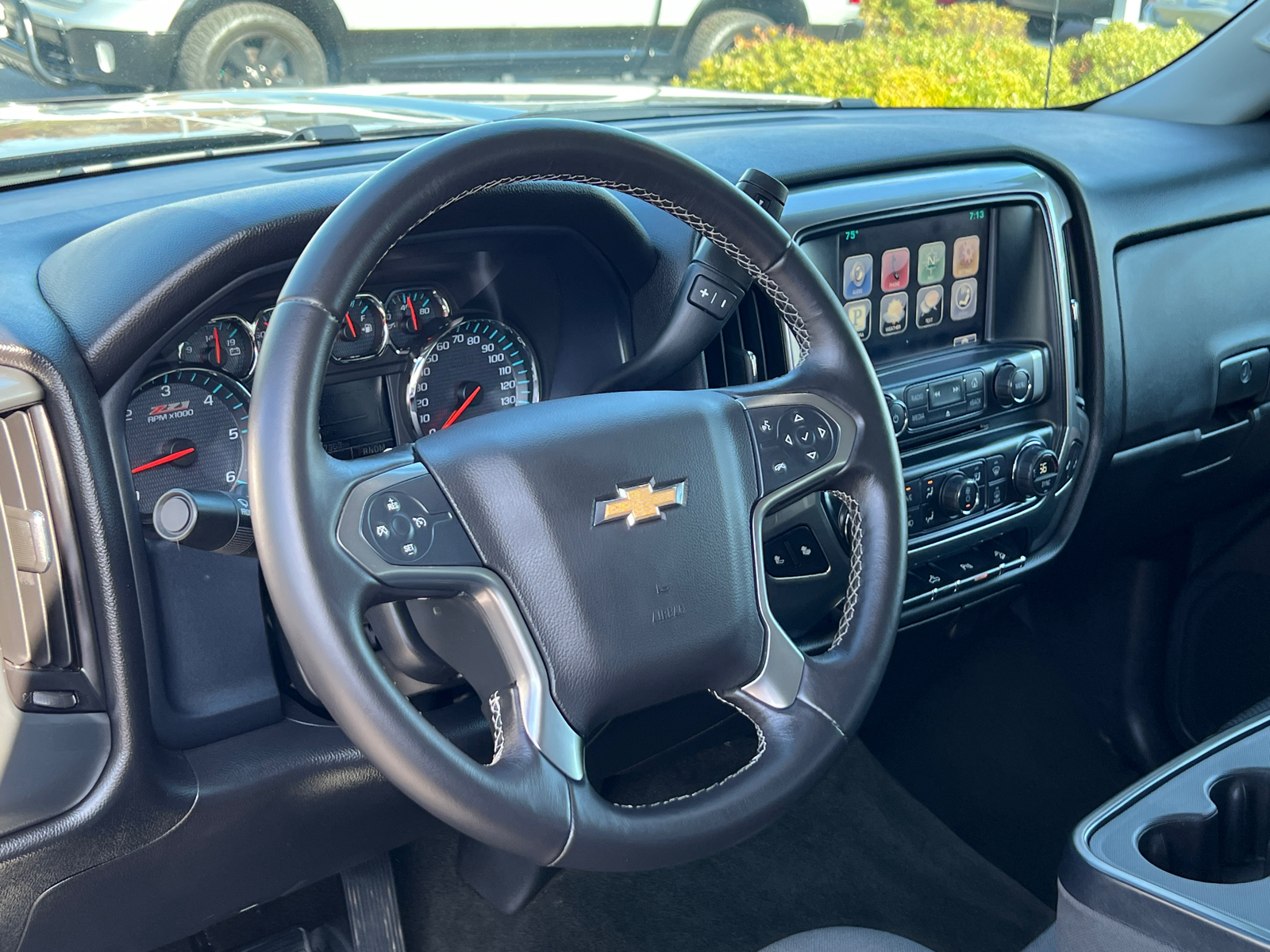 2015 Chevrolet Silverado 1500 LT 21