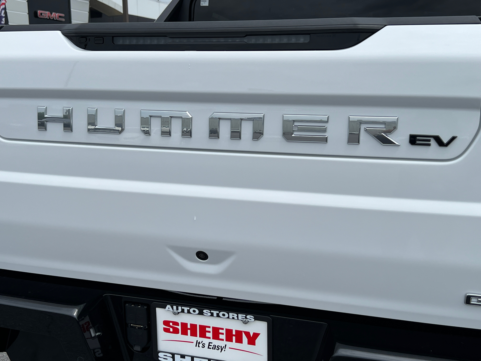 2024 GMC Hummer EV Pickup 2X 14