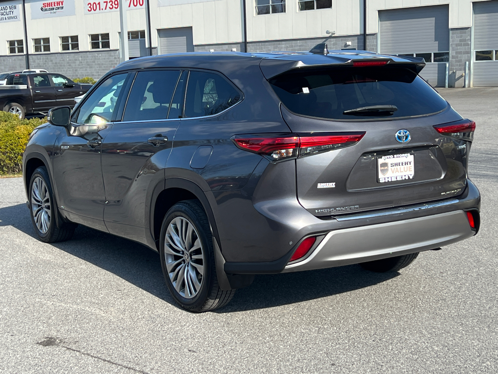 2021 Toyota Highlander Hybrid Platinum 4