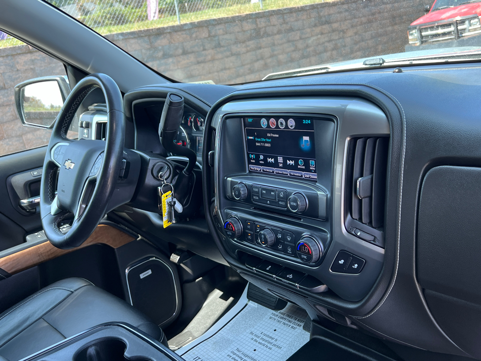 2018 Chevrolet Silverado 1500 LTZ 10