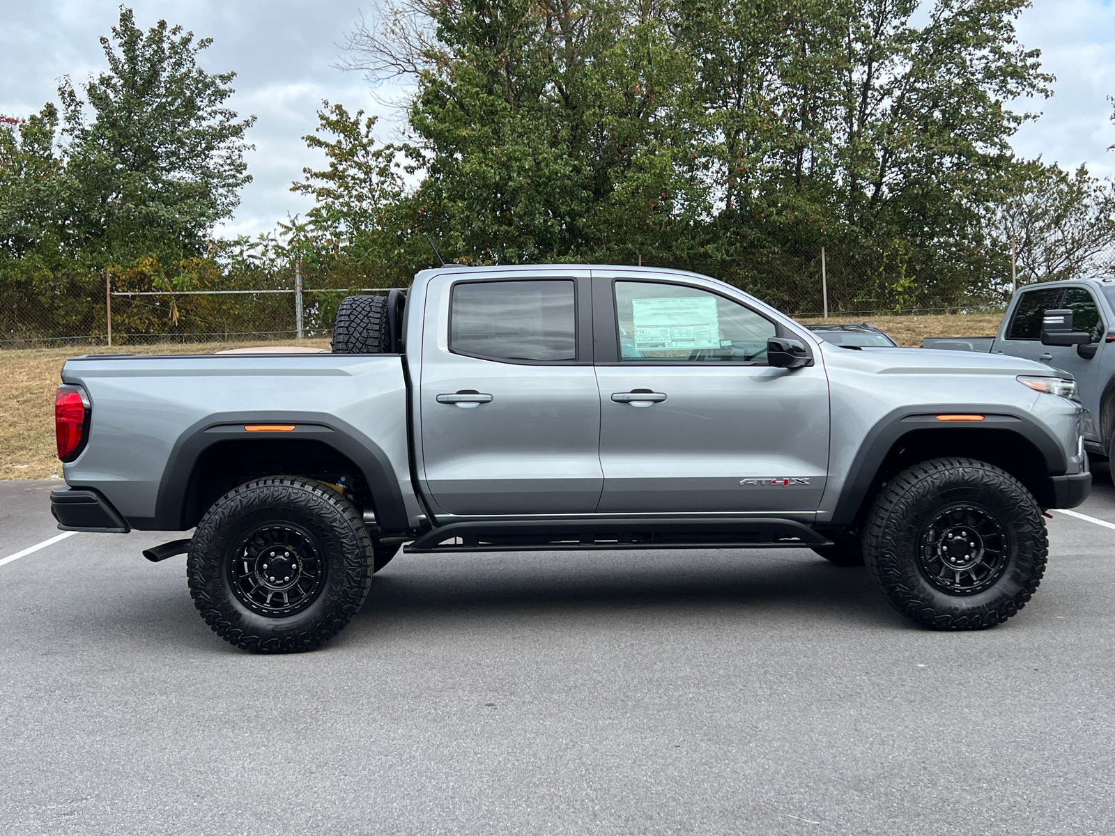 2024 GMC Canyon AT4X 4