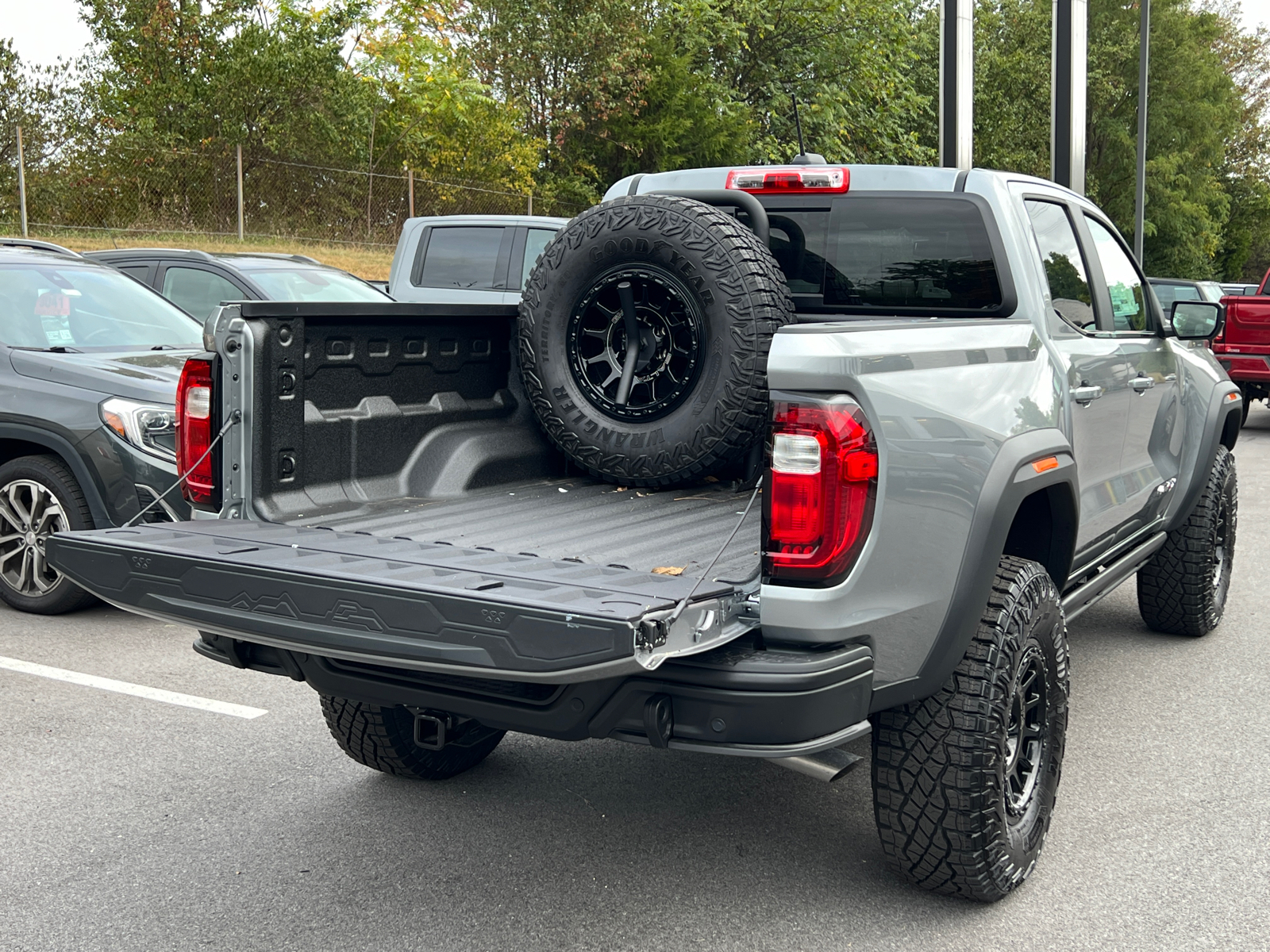 2024 GMC Canyon AT4X 12