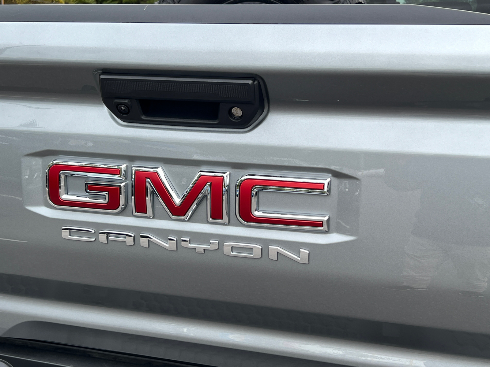 2024 GMC Canyon AT4X 13