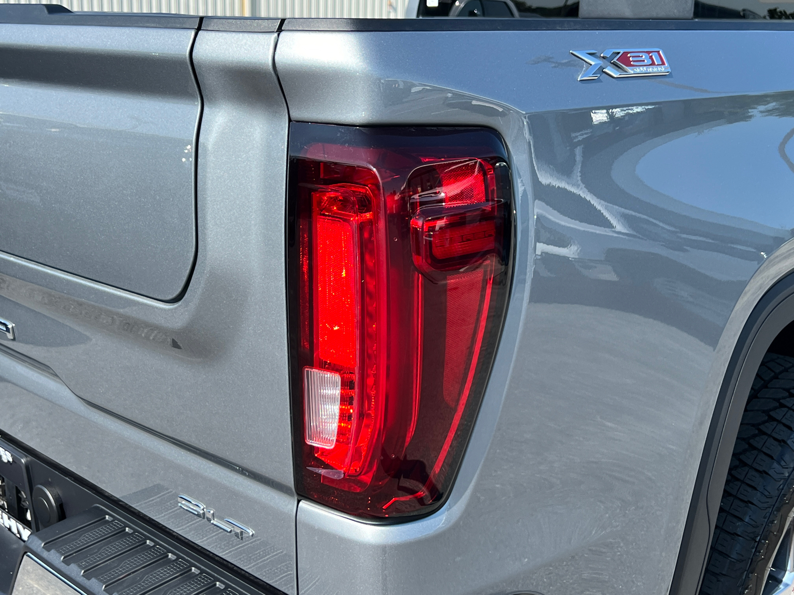 2024 GMC Sierra 1500 SLT 6