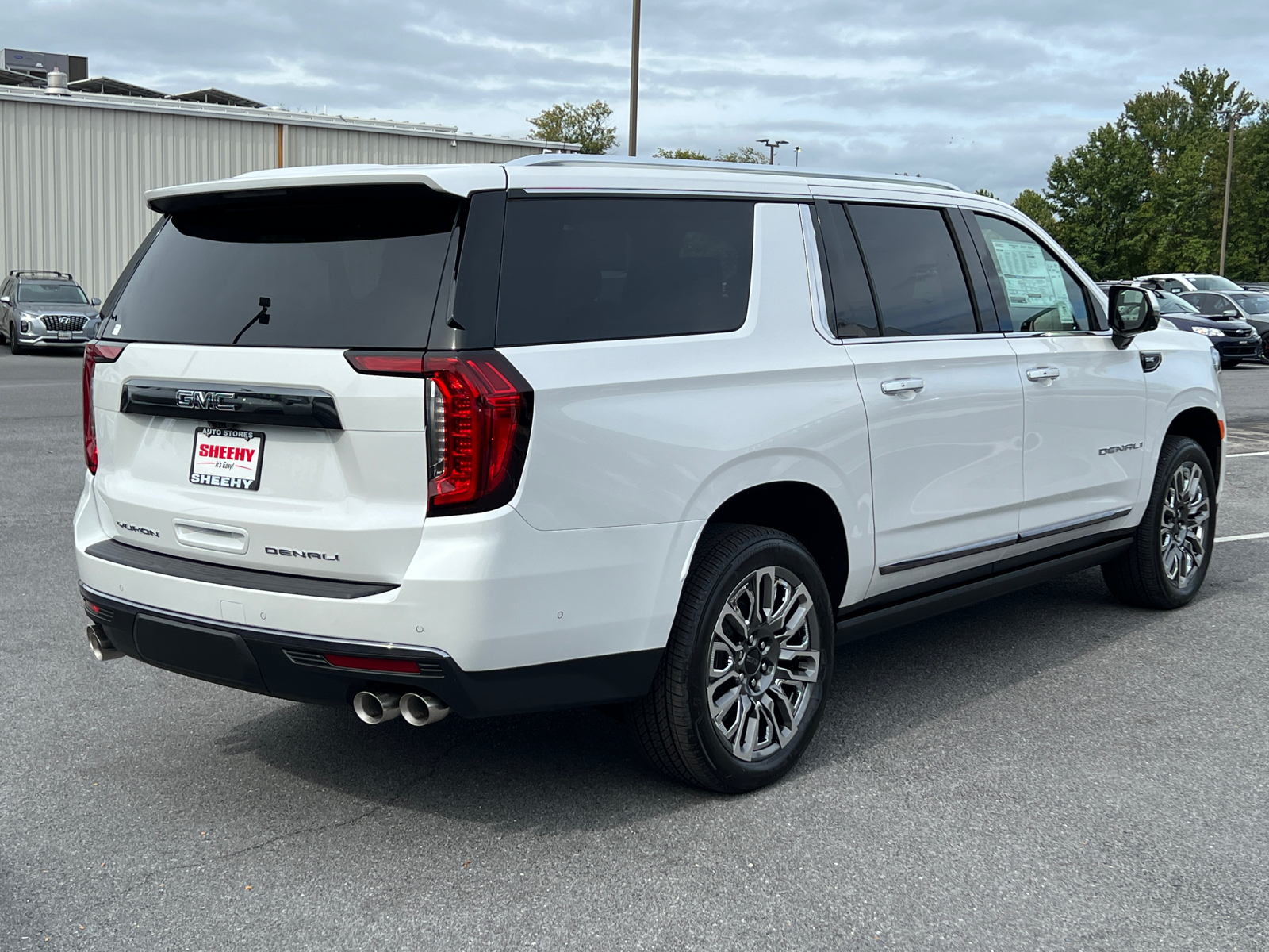 2024 GMC Yukon XL Denali Ultimate 5