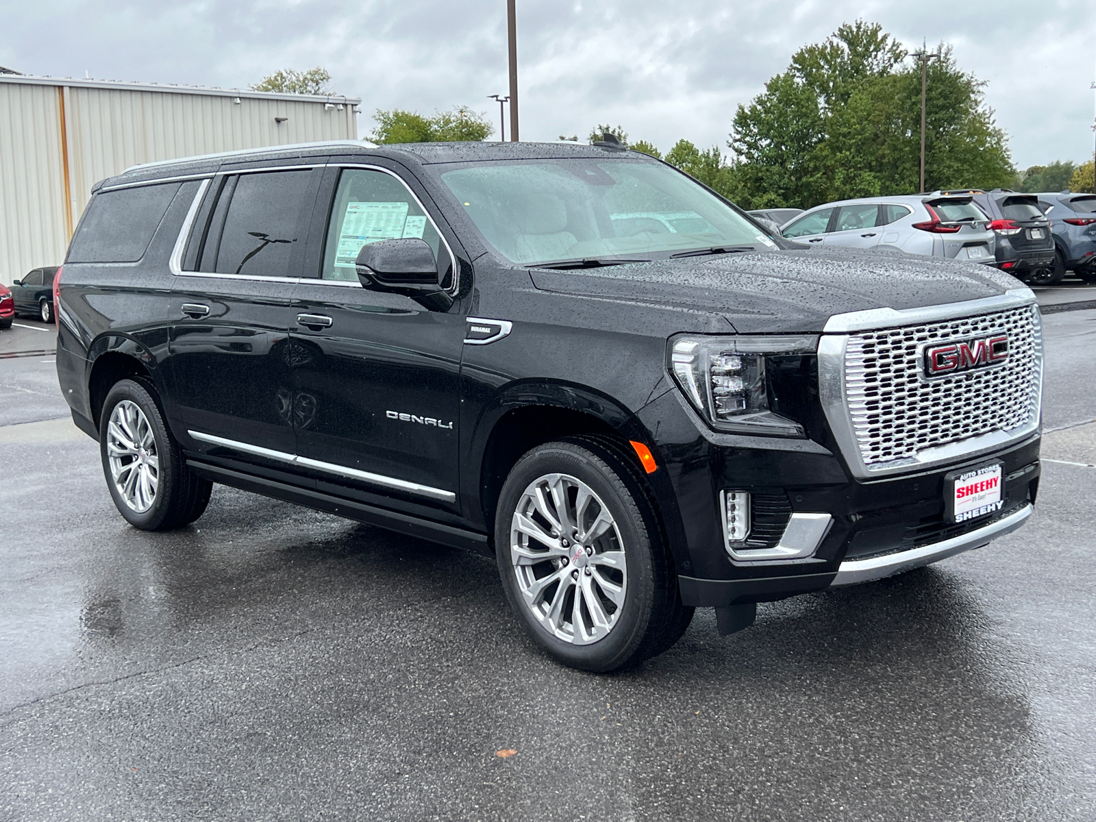 2024 GMC Yukon XL Denali 1