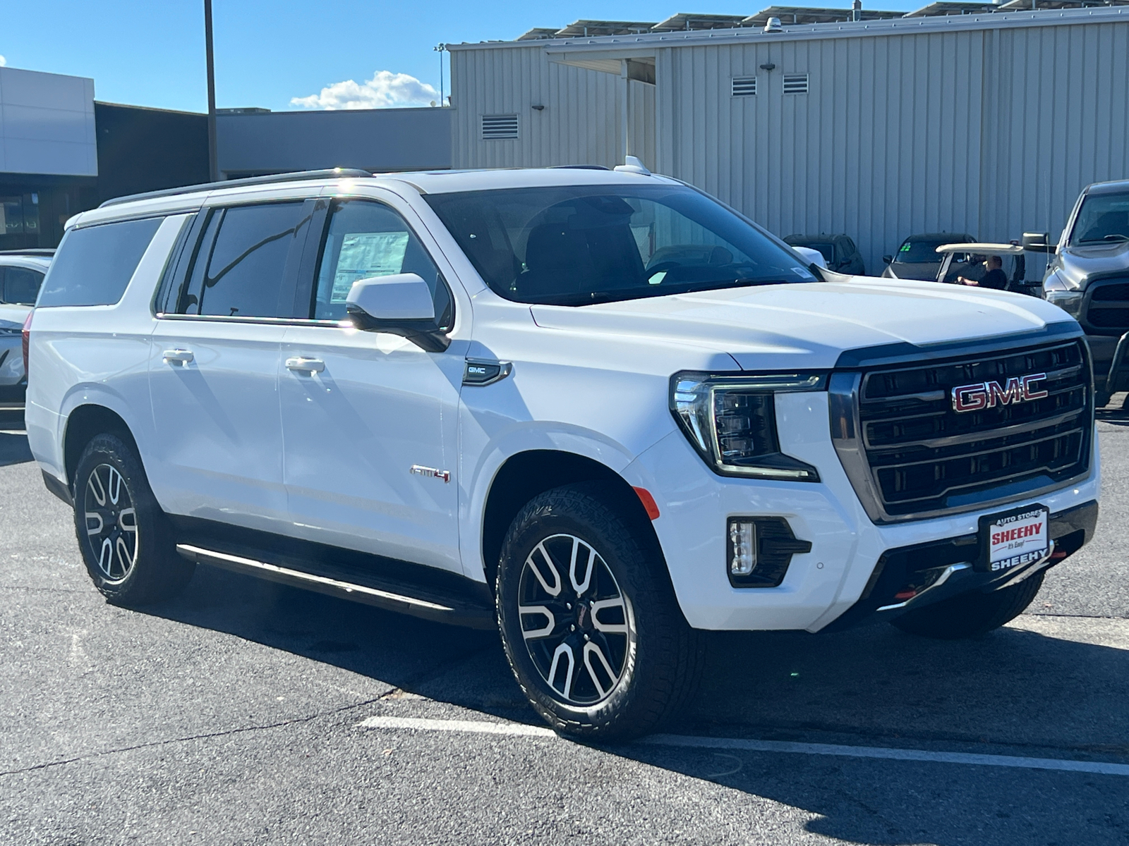 2024 GMC Yukon XL AT4 1