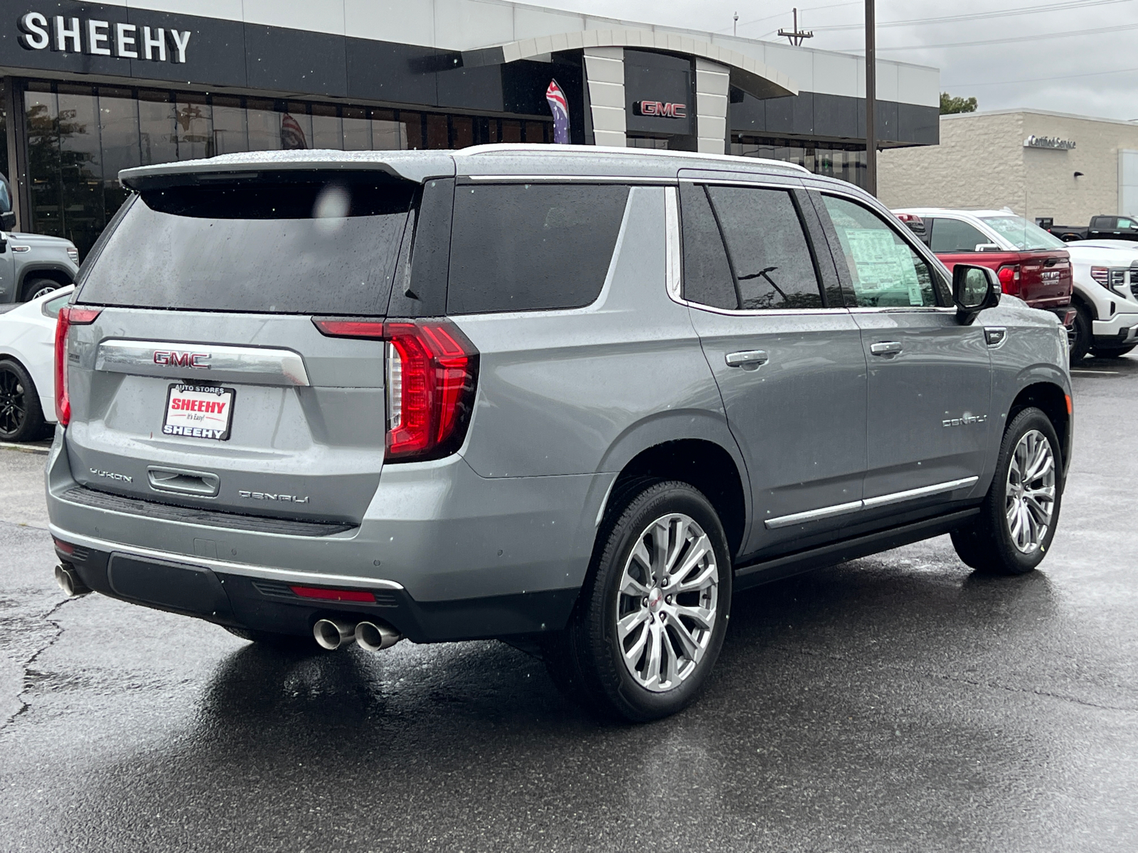 2024 GMC Yukon Denali 3