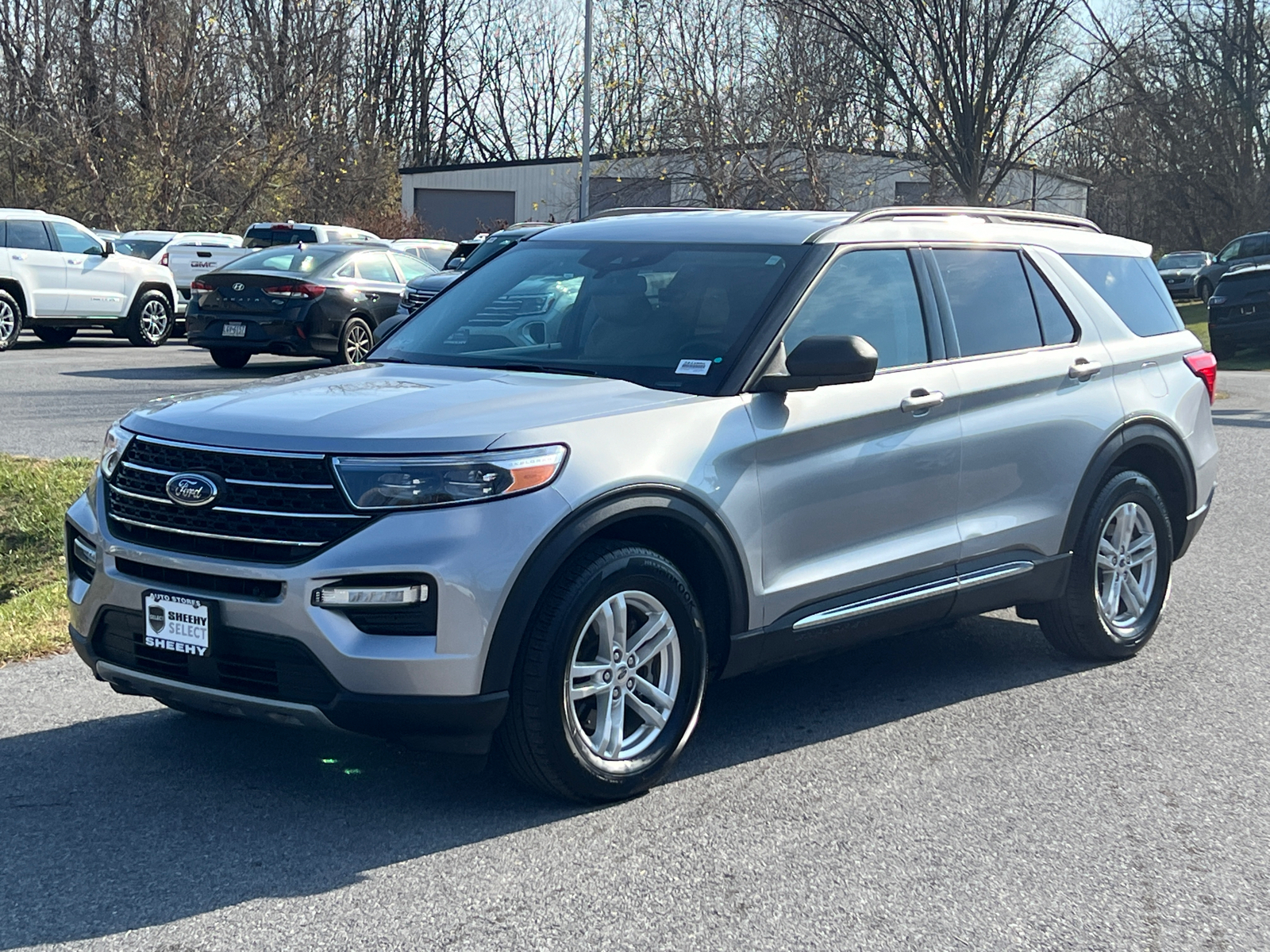 2022 Ford Explorer XLT 2